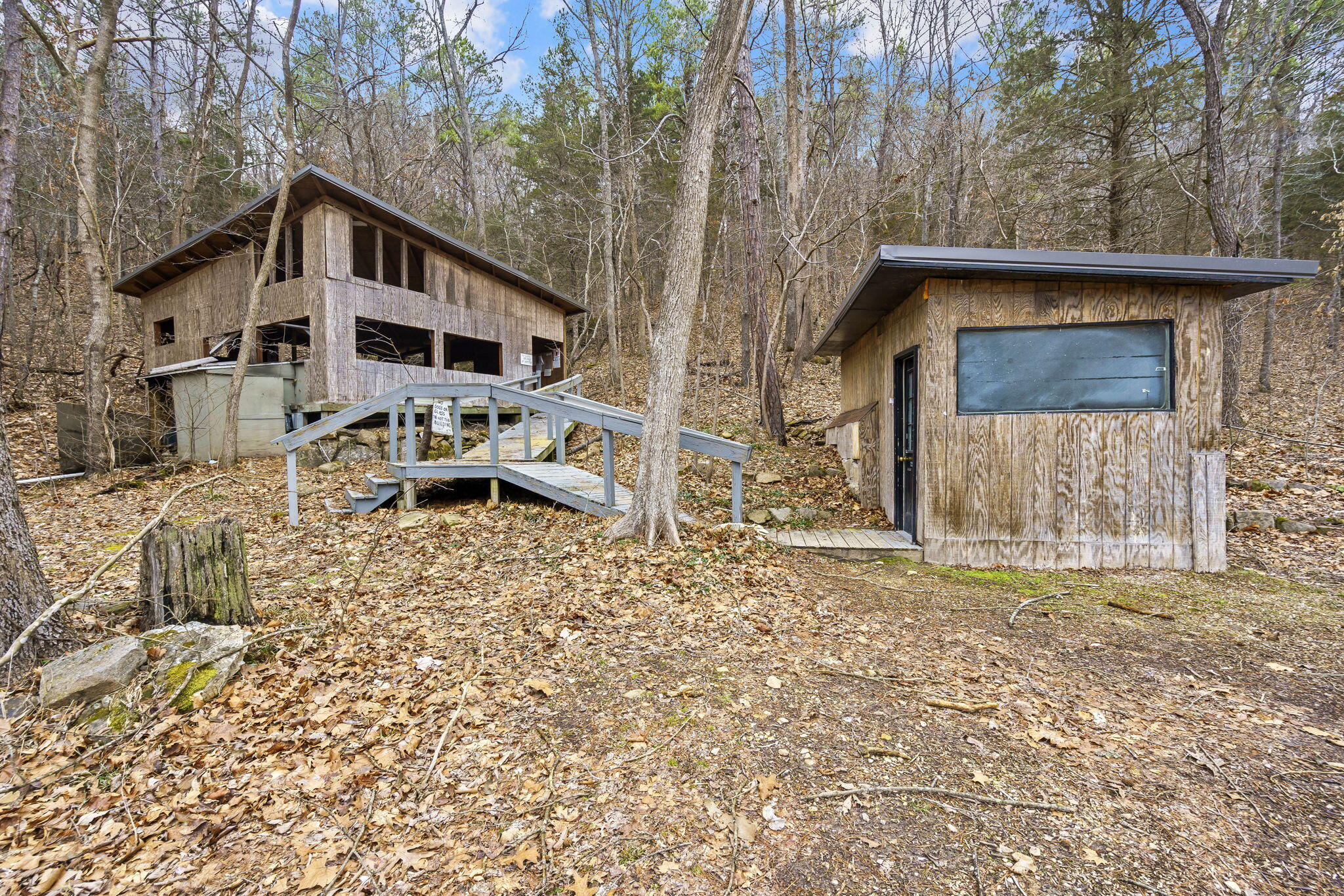 7064 County Road 14-223 East Property Photo 29