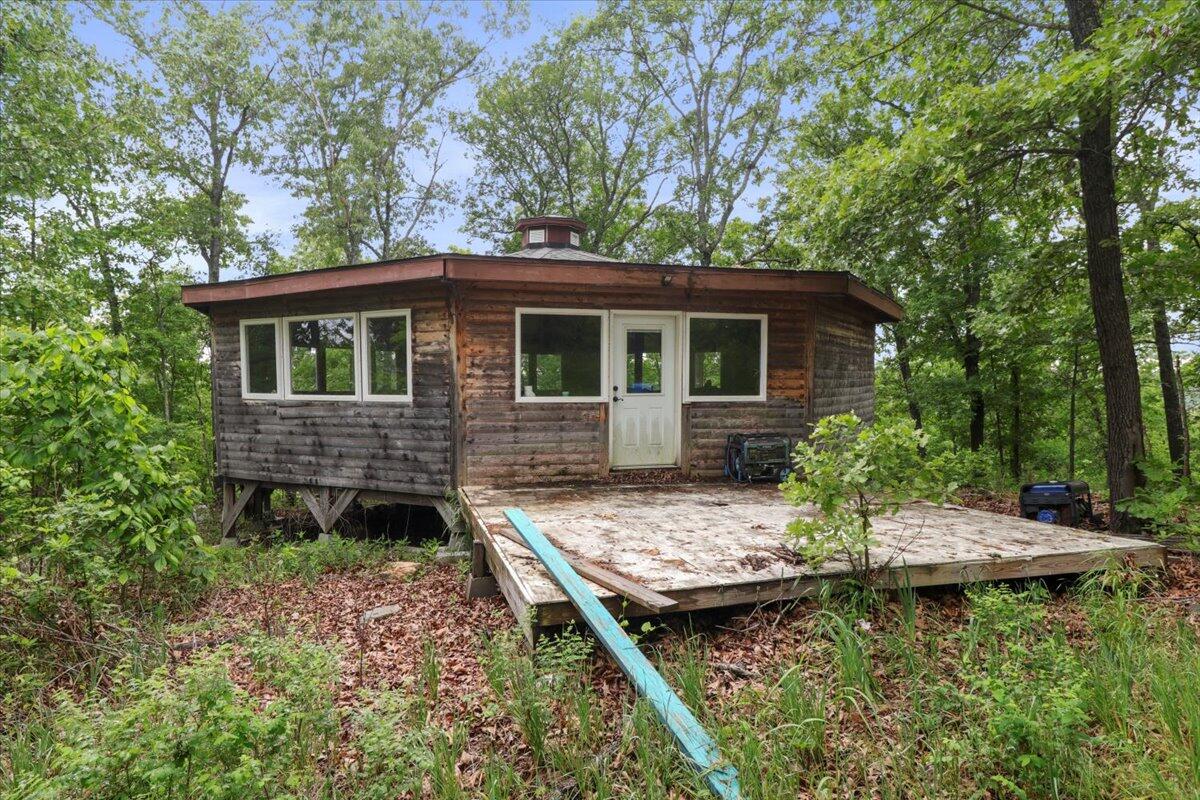 7064 County Road 14-223 East Property Photo 47
