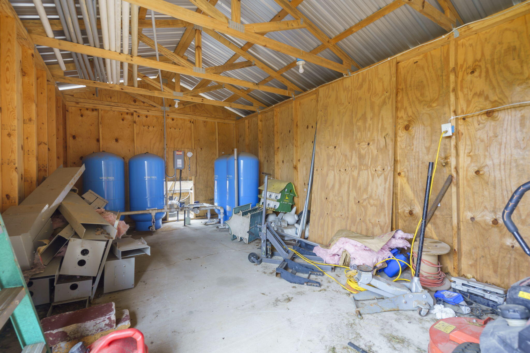 7064 County Road 14-223 East Property Photo 76