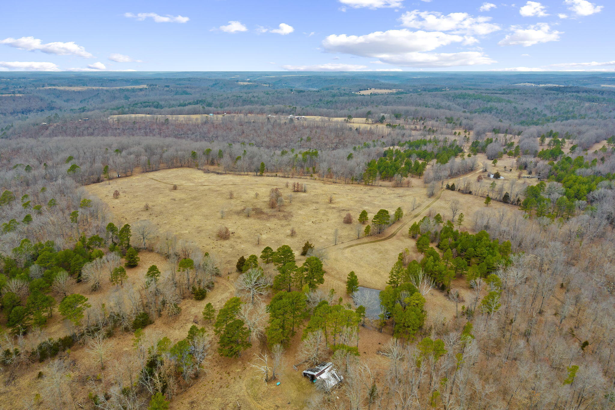 7064 County Road 14-223 East Property Photo 95