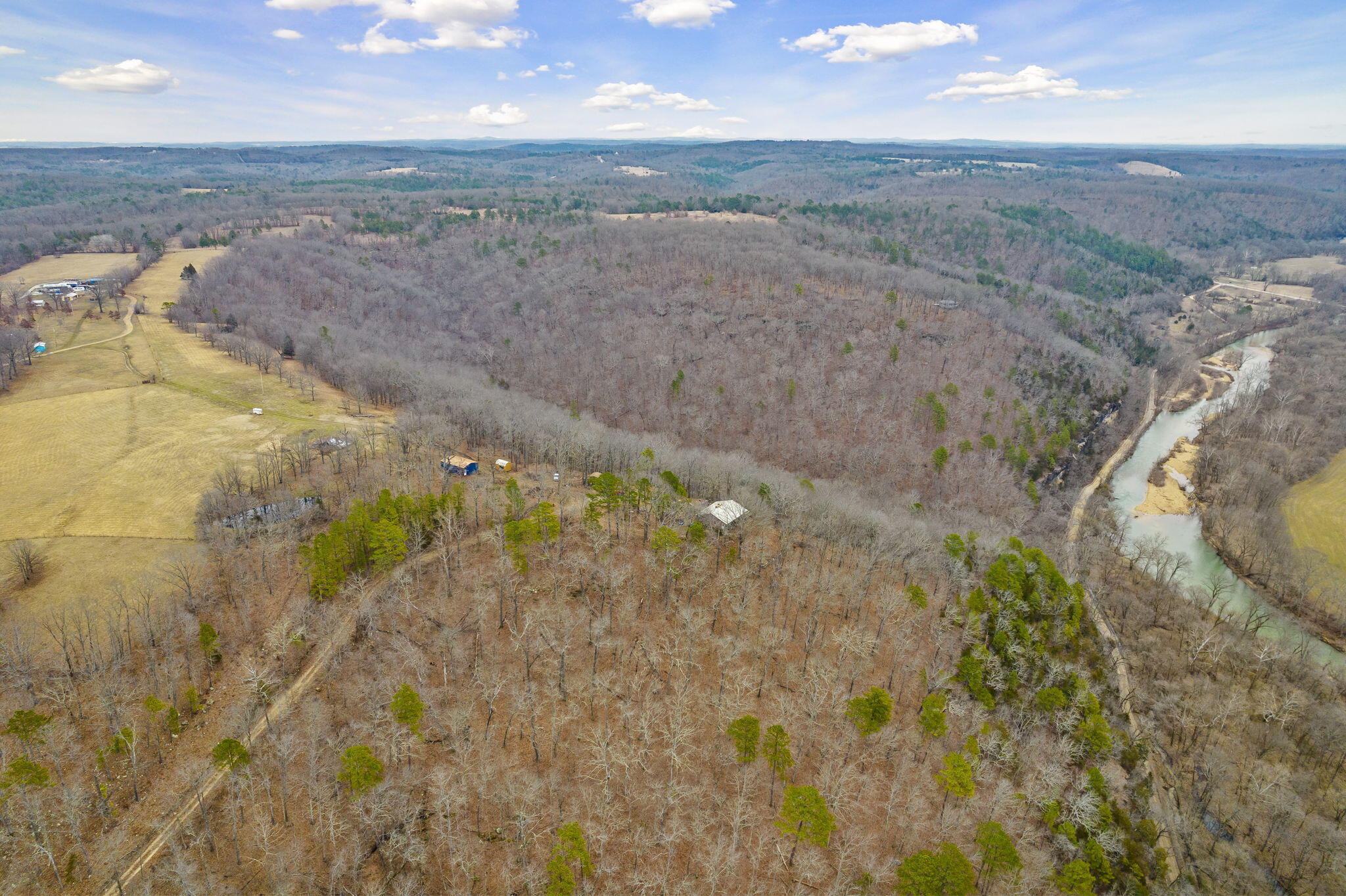 7064 County Road 14-223 East Property Photo 96