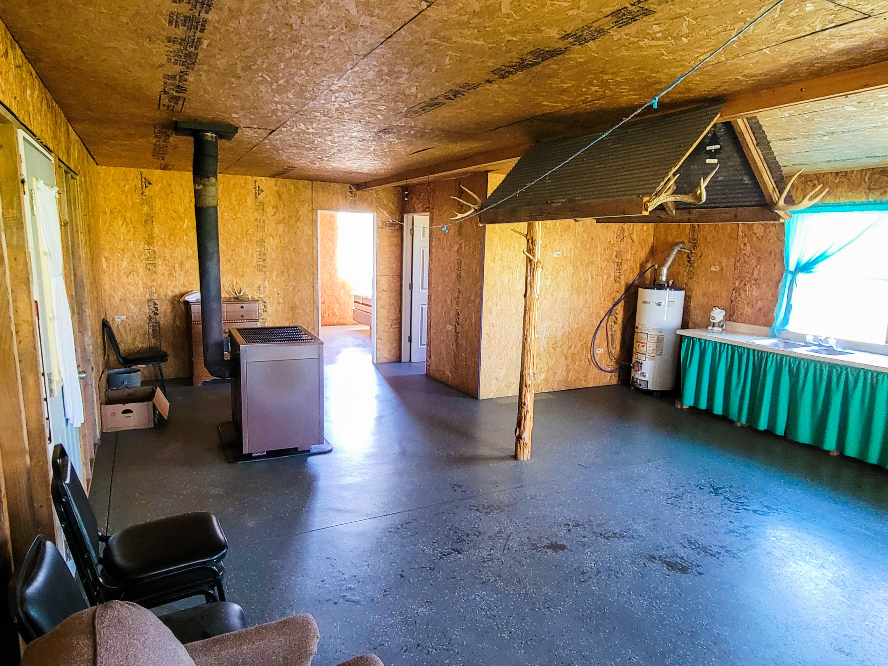 528 College Street Property Photo 11