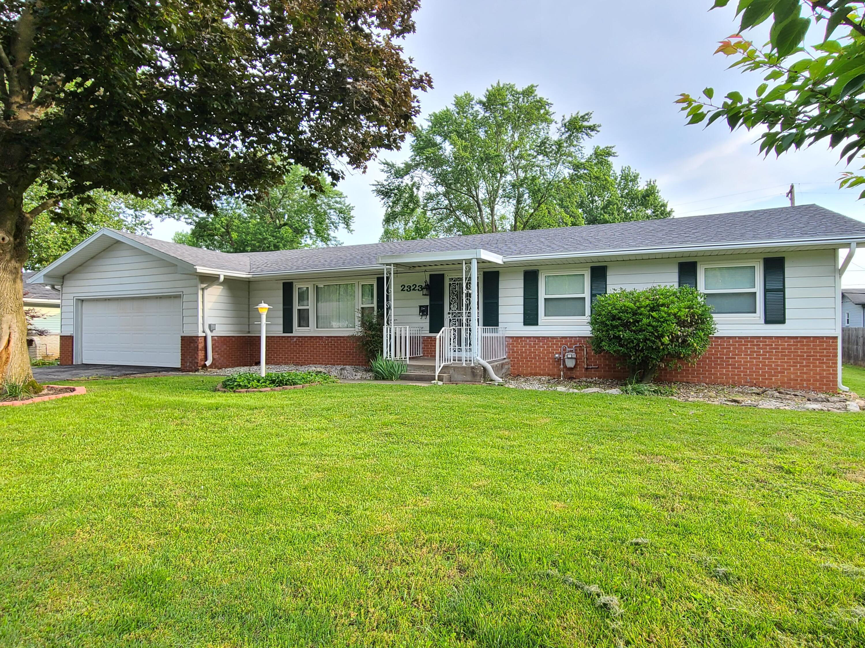 2323 East Latoka Street Property Photo 1