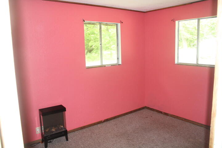 736 State Highway Y Property Photo 12