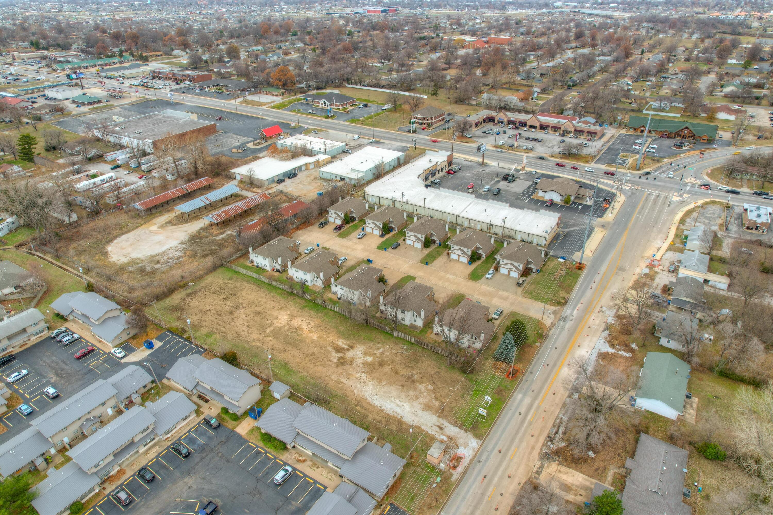 3228 Connecticut Avenue Property Photo 7