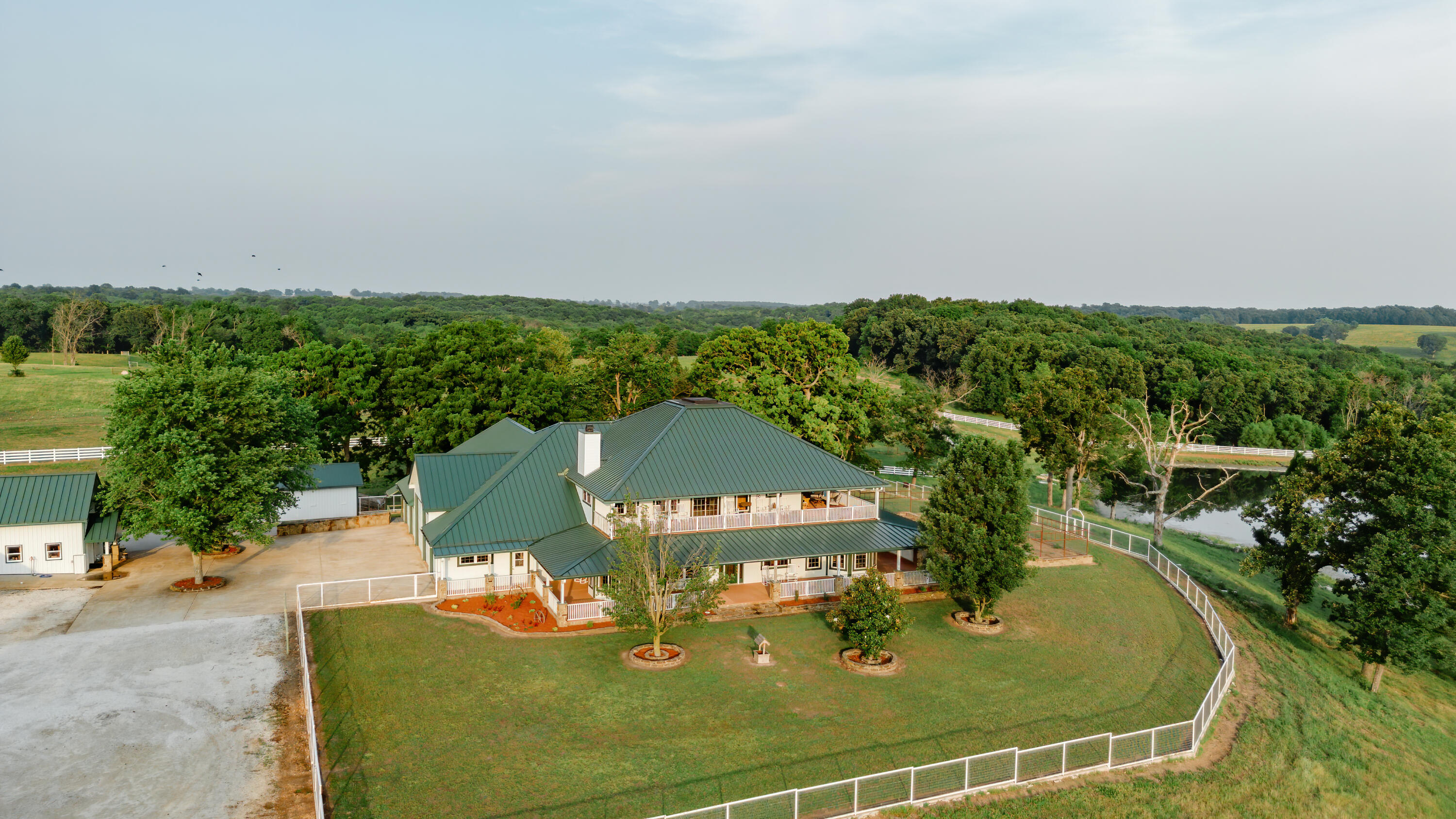 352 State Highway 245 Property Photo 6