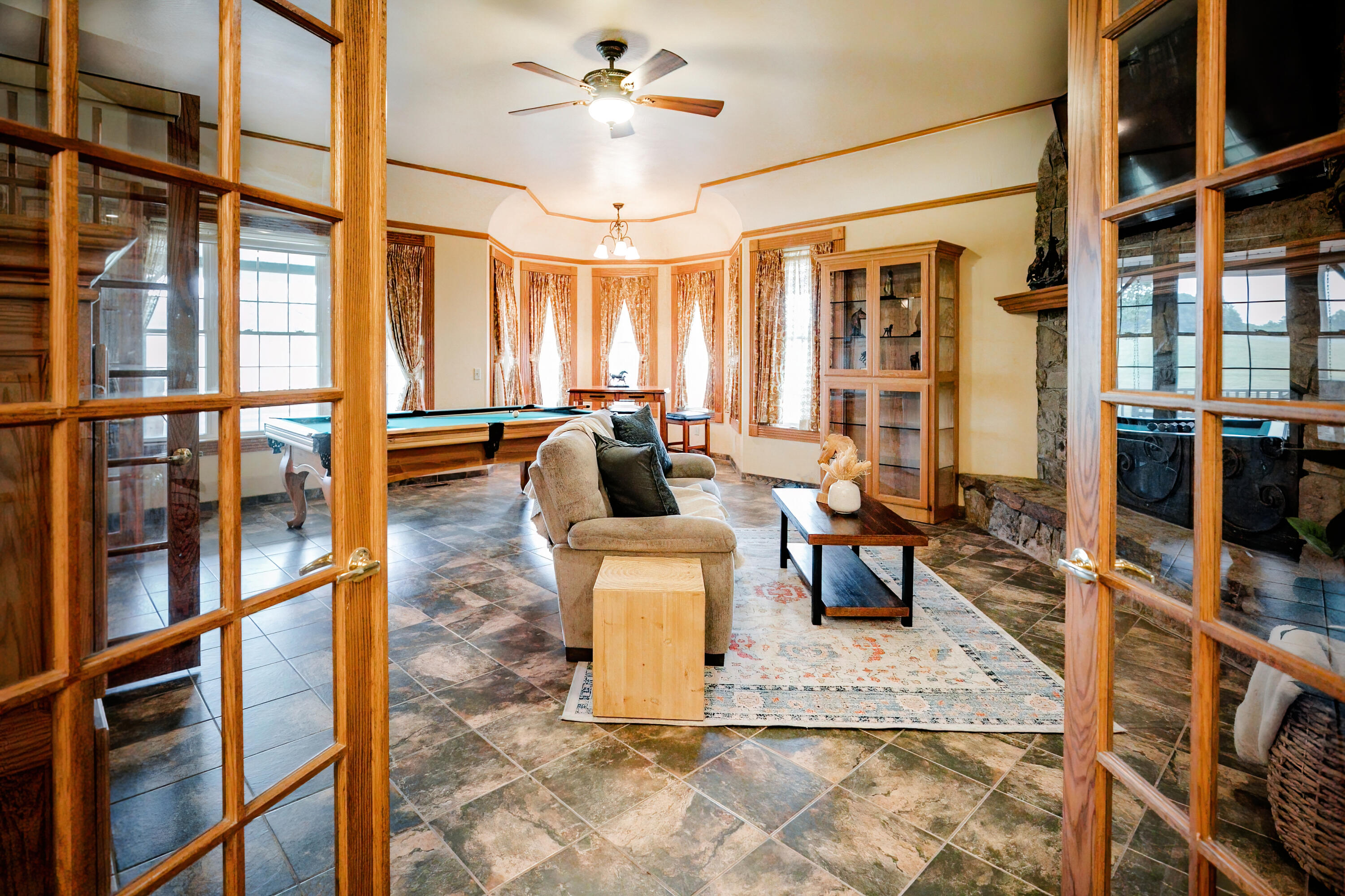 352 State Highway 245 Property Photo 17