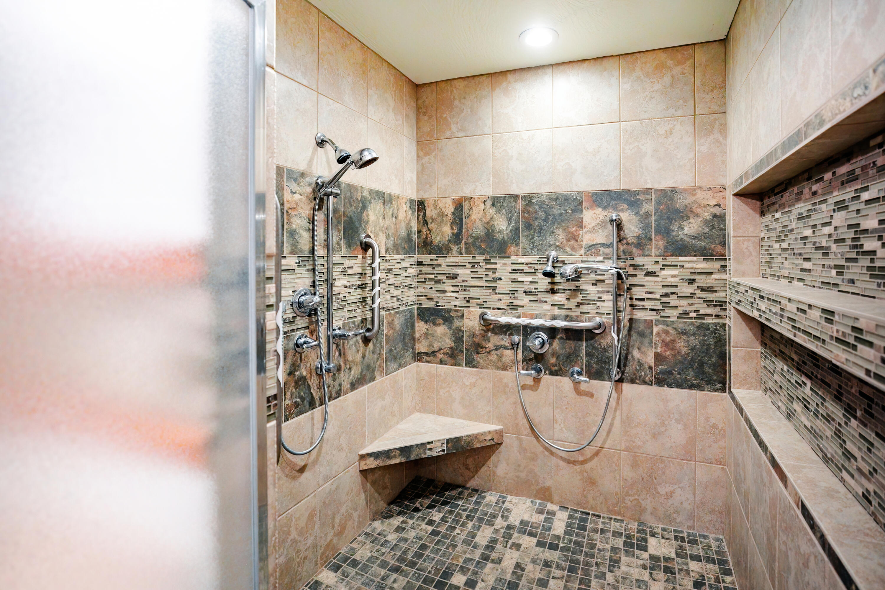 352 State Highway 245 Property Photo 35