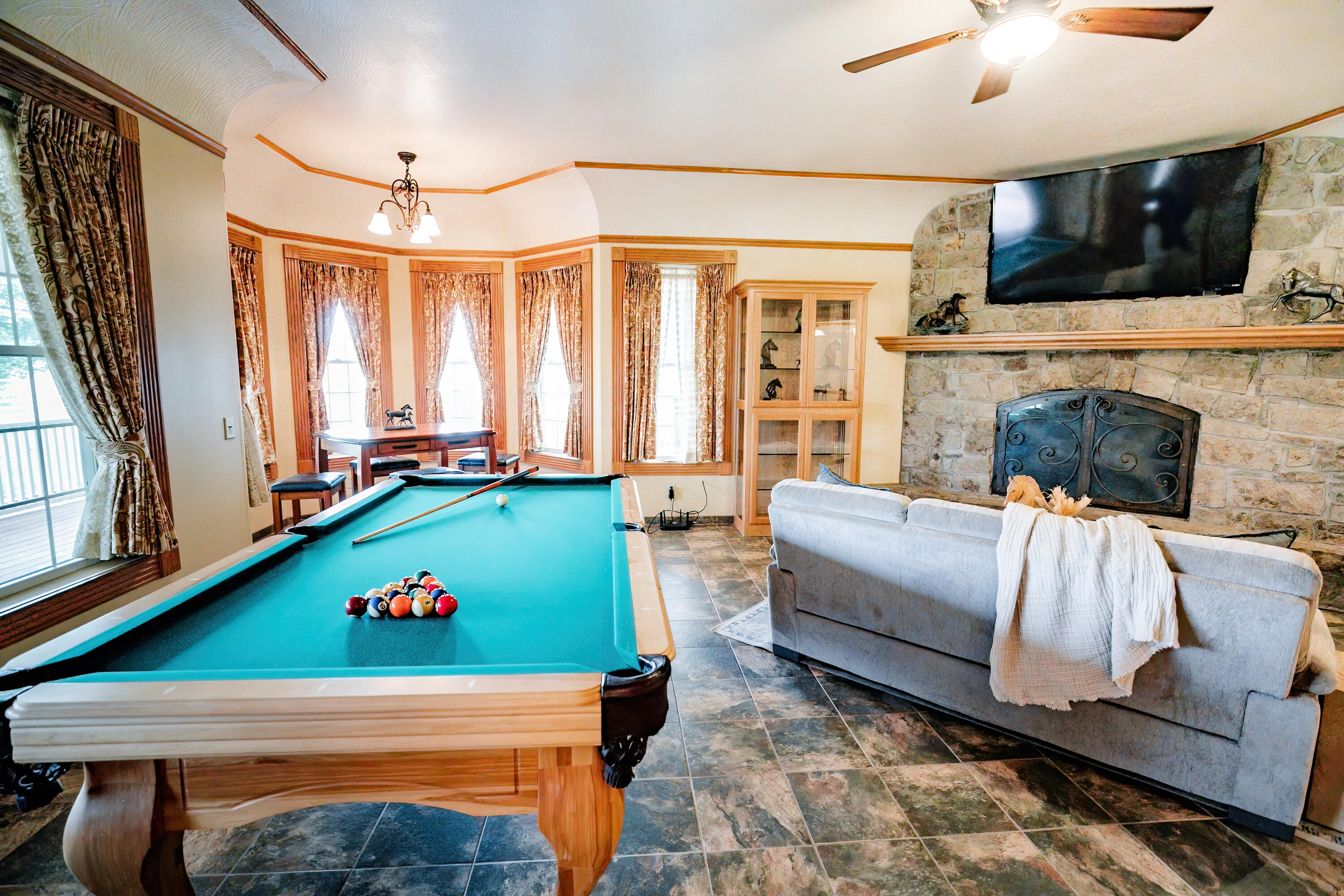 352 State Highway 245 Property Photo 59