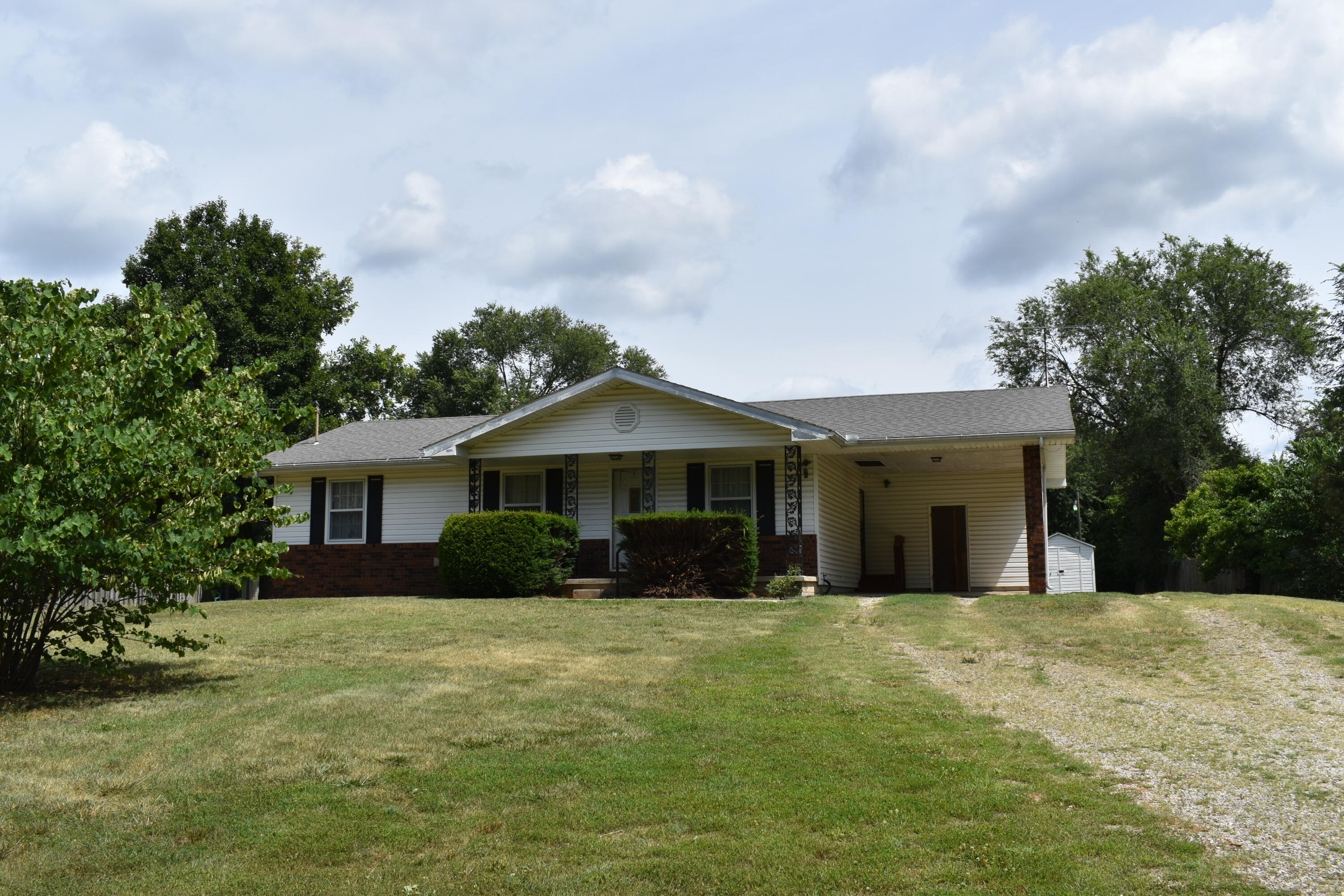 1861 East Farm Road 88 Property Photo 1
