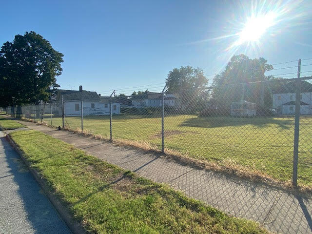 813 Virginia Avenue Property Photo 2