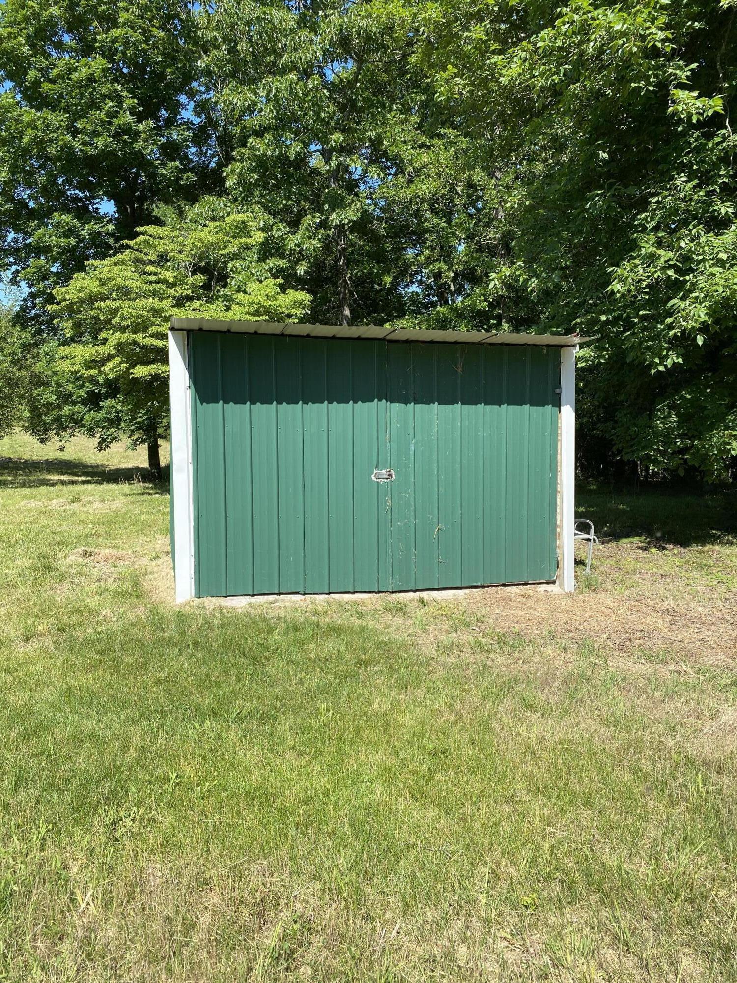 37 County Road 343 Property Photo 11
