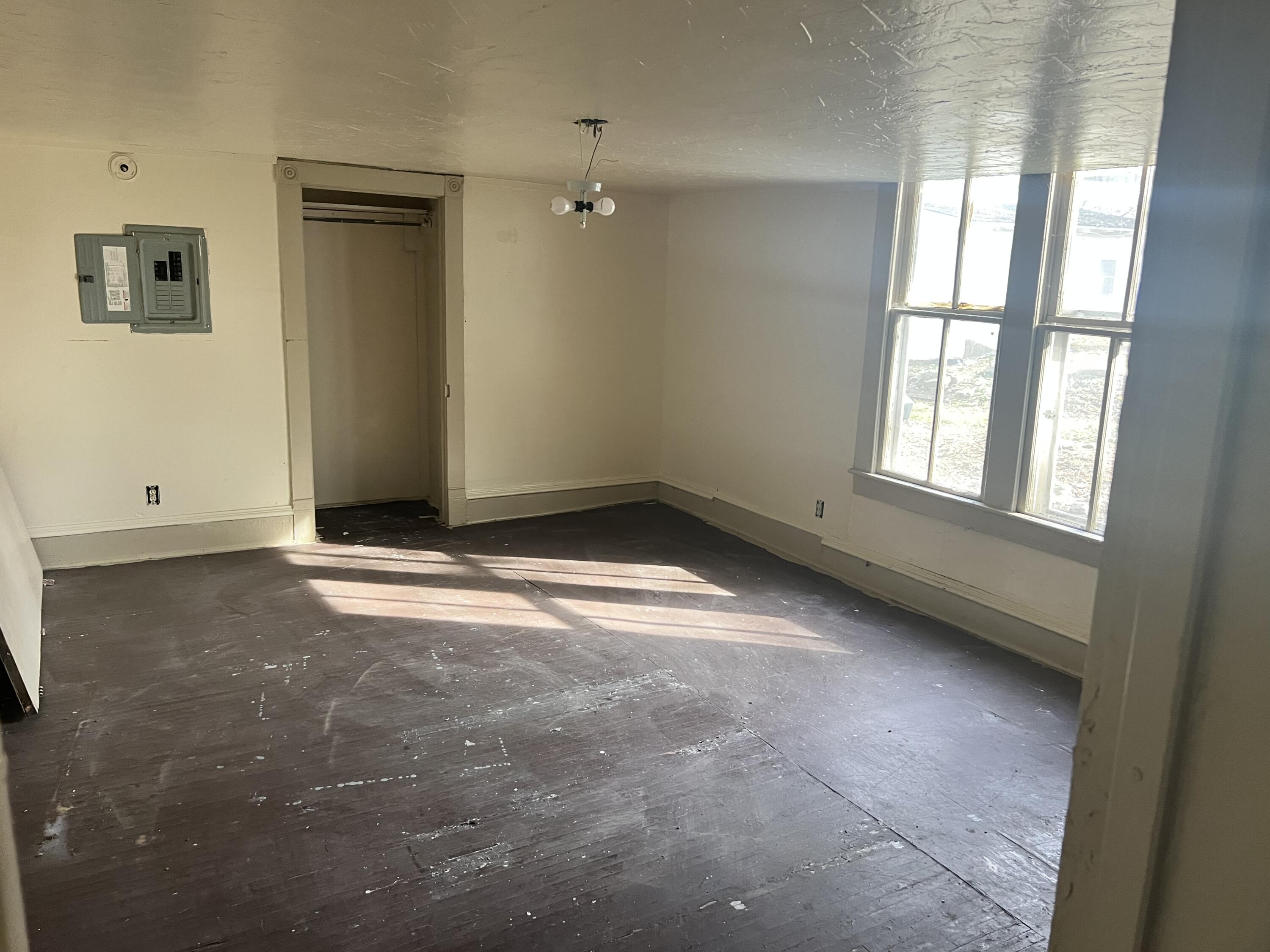 203-209 Aid Avenue Property Photo 12