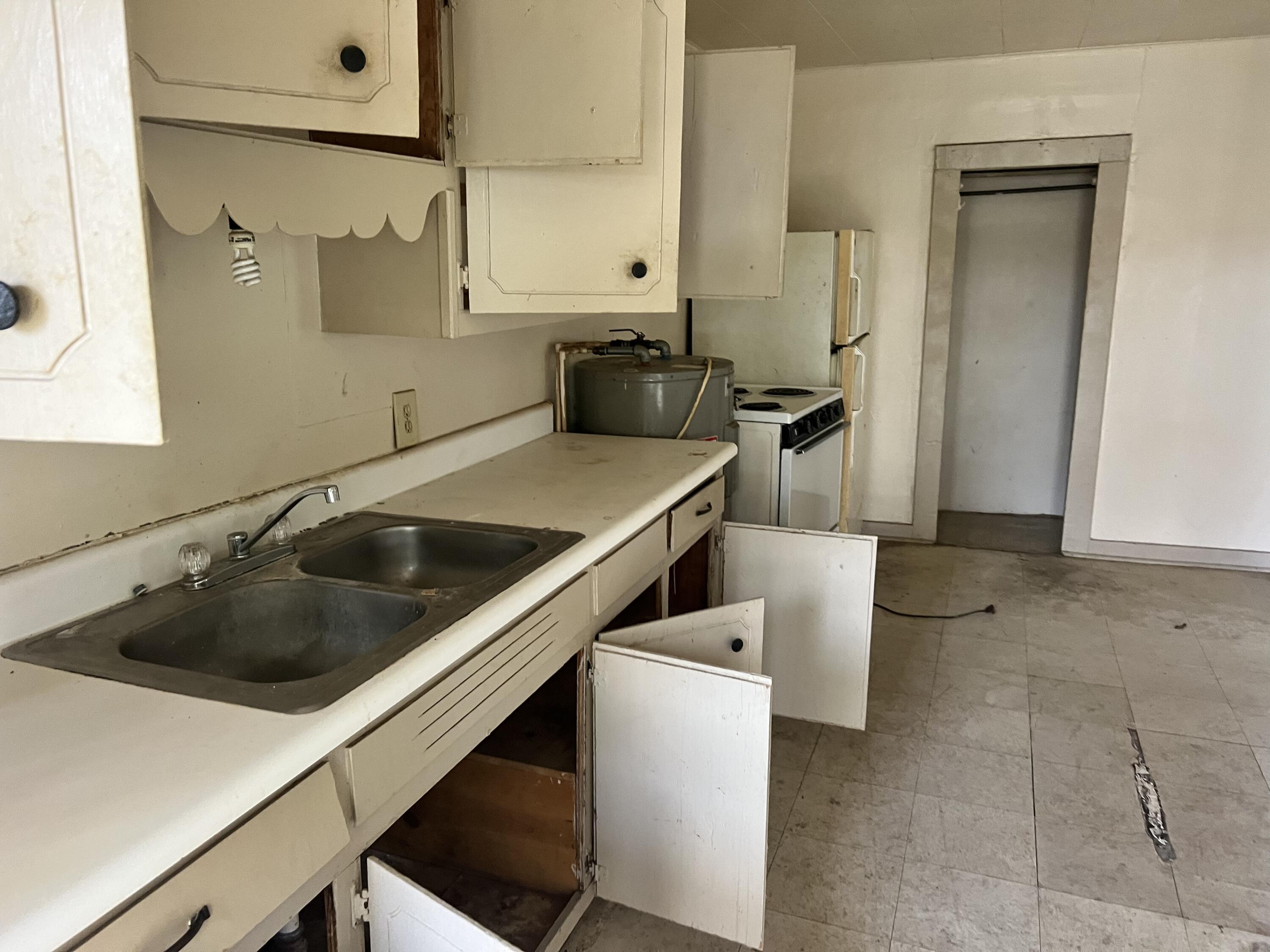 209 Aid Avenue Property Photo 5