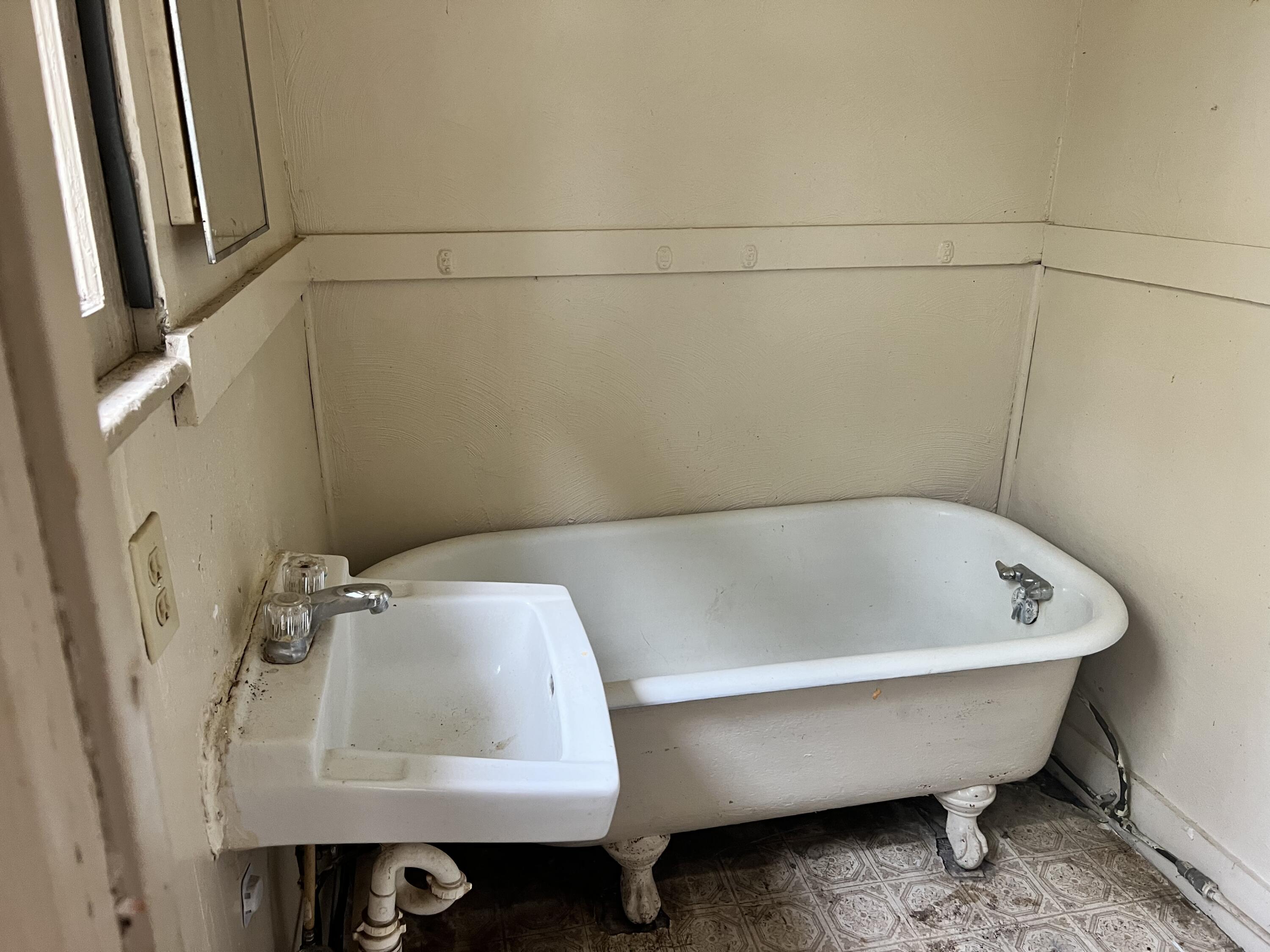 209 Aid Avenue Property Photo 6