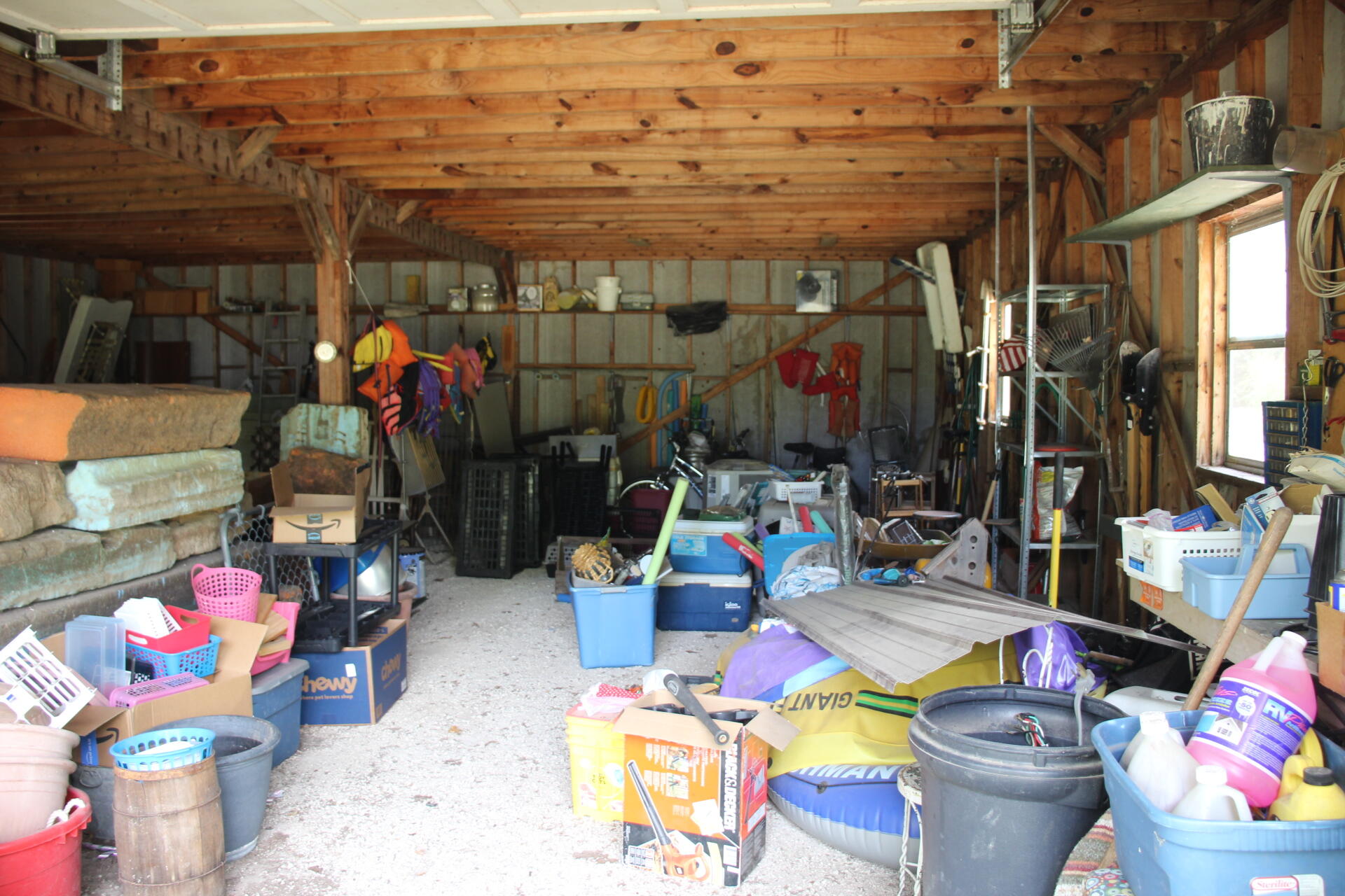 24245 Scenic Circle Property Photo 8