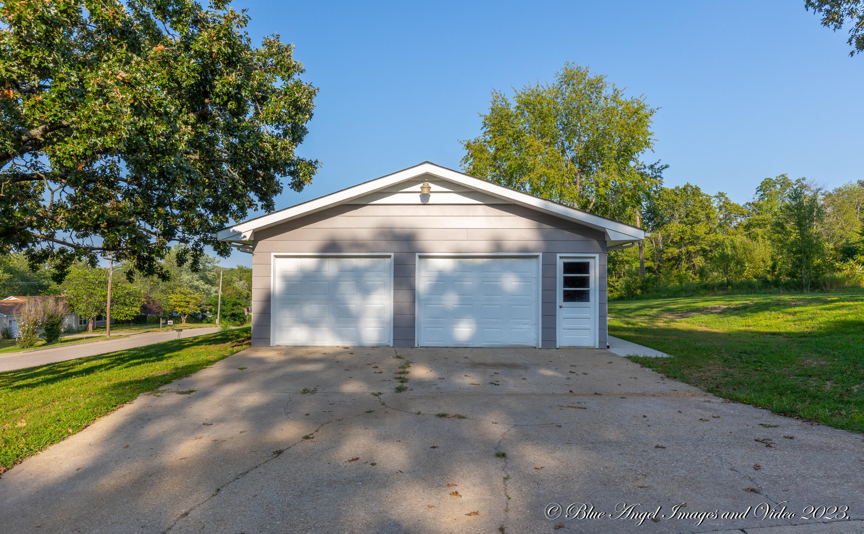 1028 Armstrong Street Property Photo 3