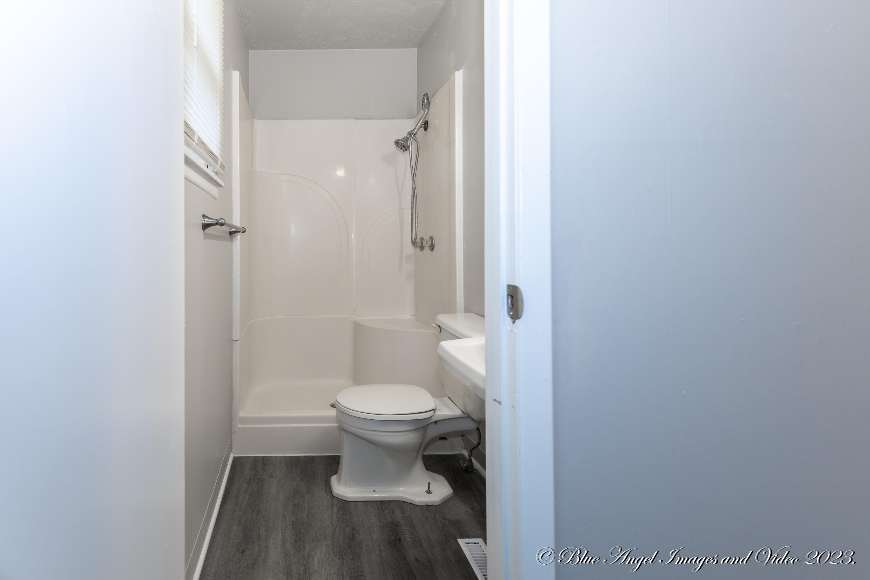 1028 Armstrong Street Property Photo 20