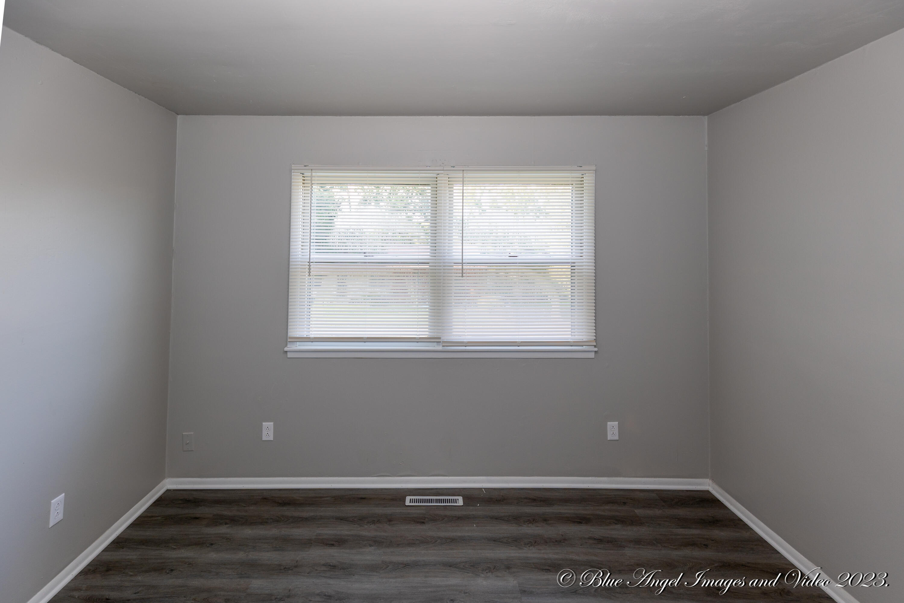 1028 Armstrong Street Property Photo 24