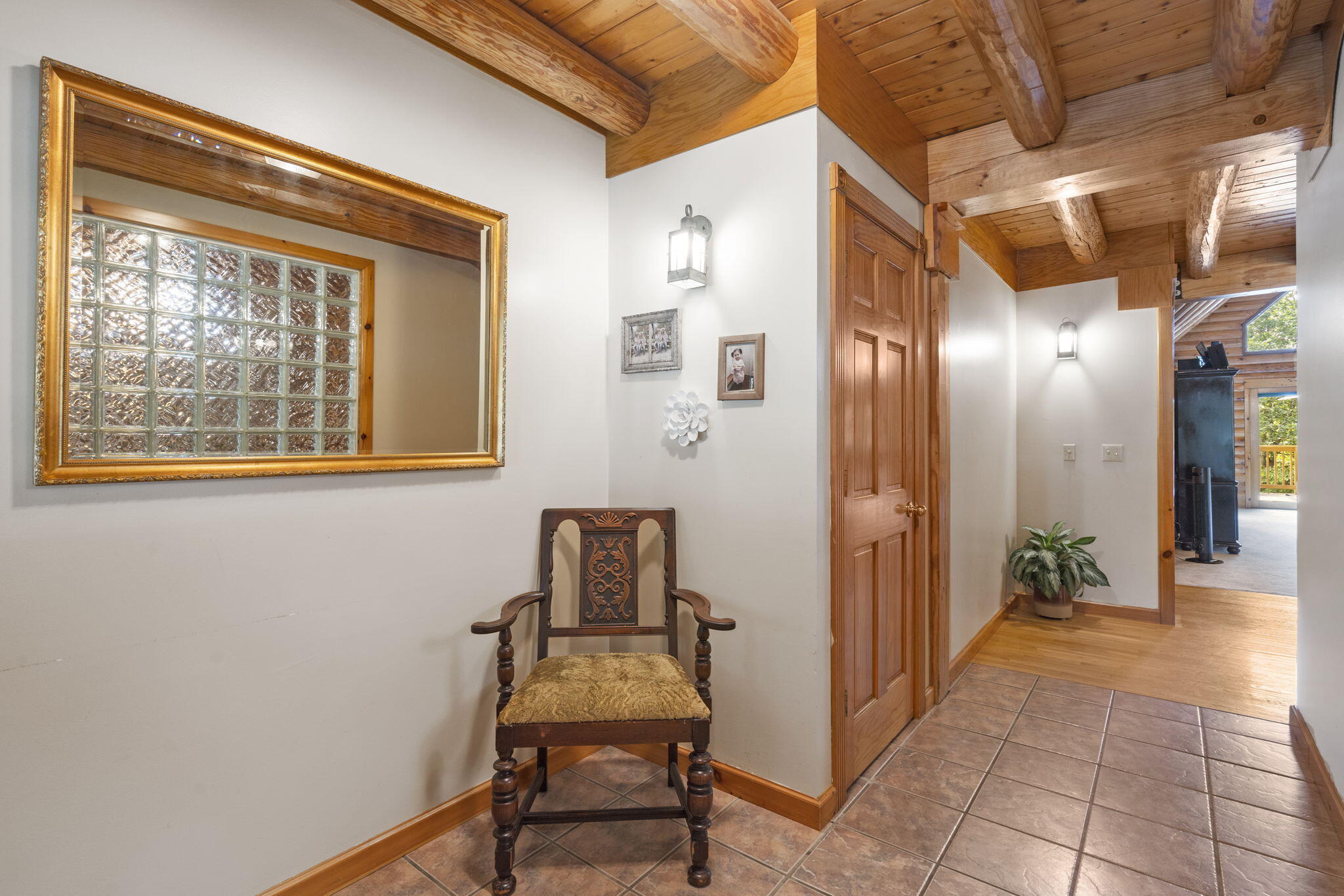 1348 Highview Circle Property Photo 11