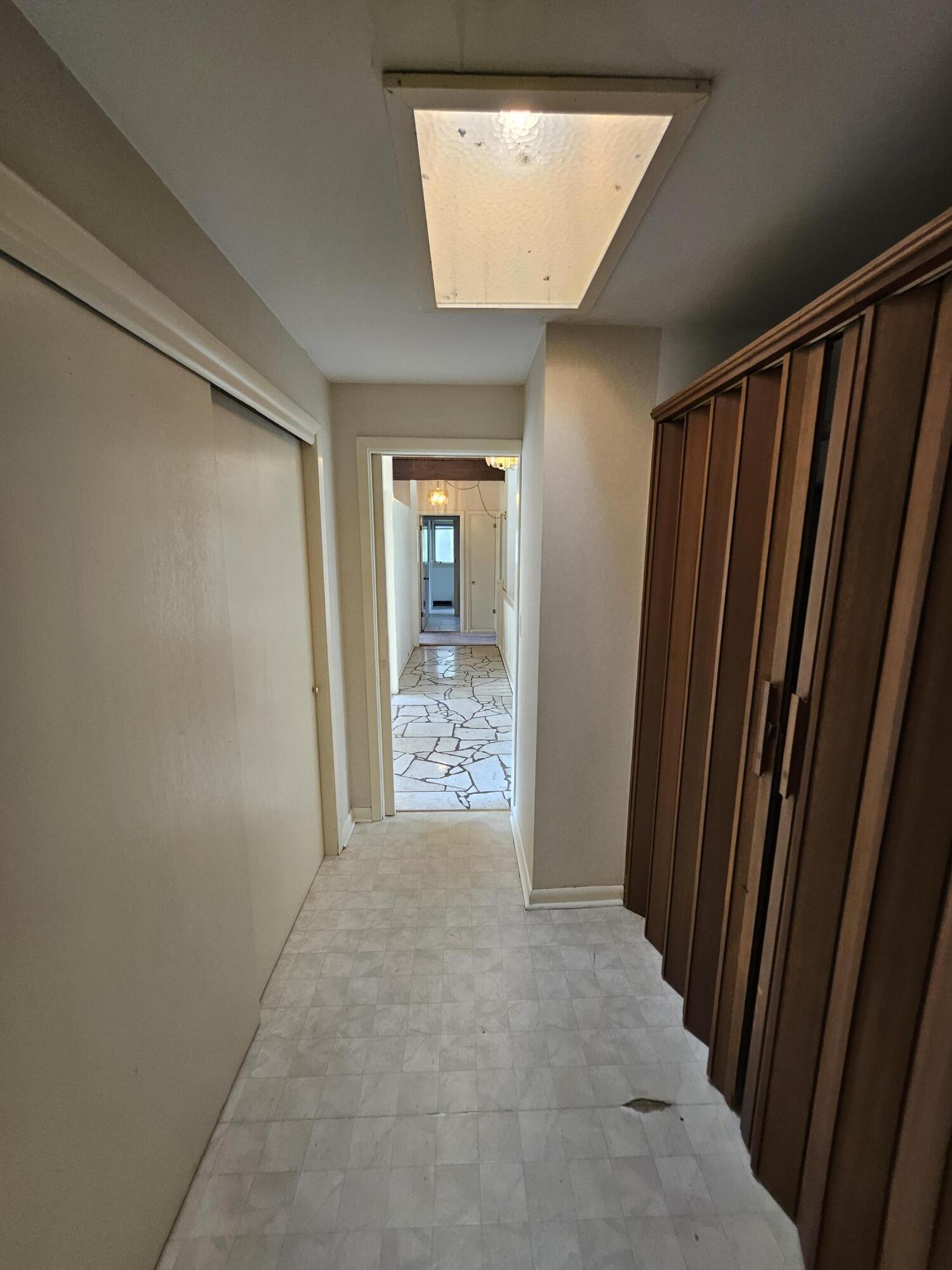 101 Secluded Ln Property Photo 16