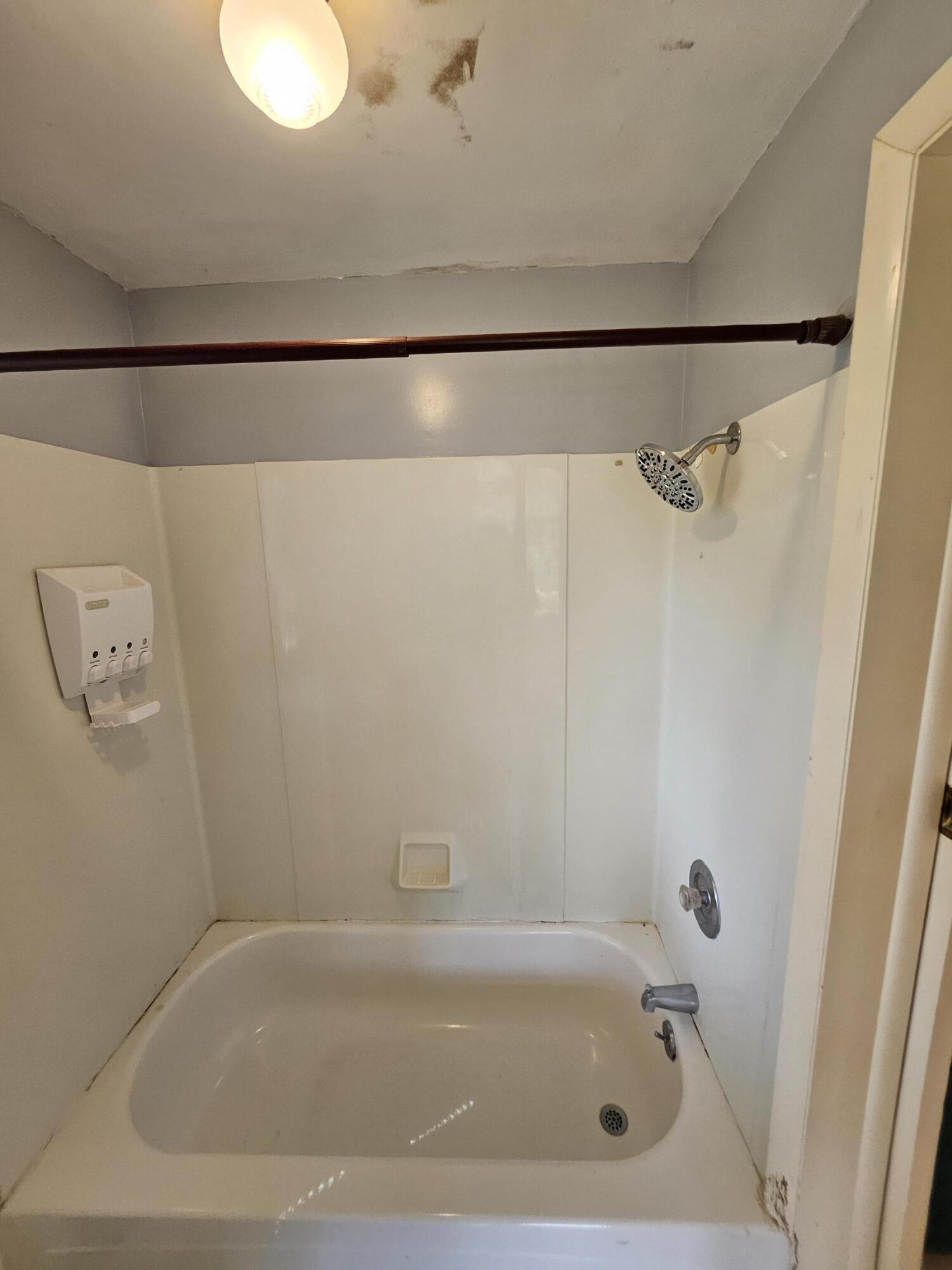 101 Secluded Ln Property Photo 20