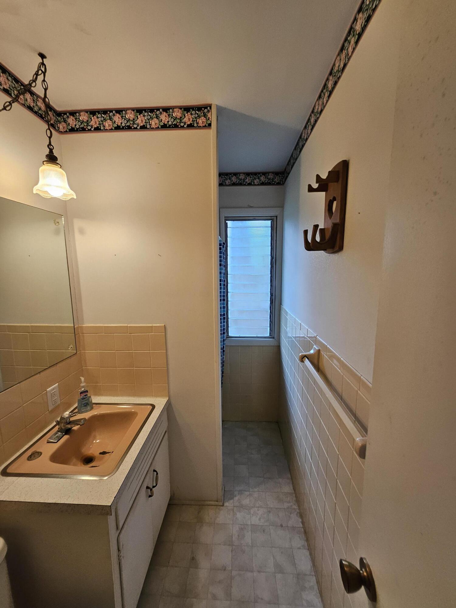 101 Secluded Ln Property Photo 27