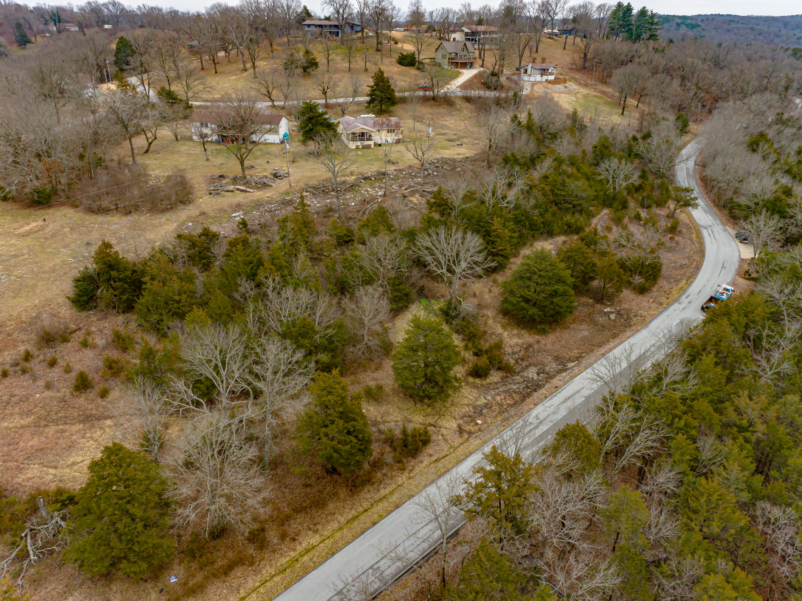 000 Cow Creek Road Property Photo 1