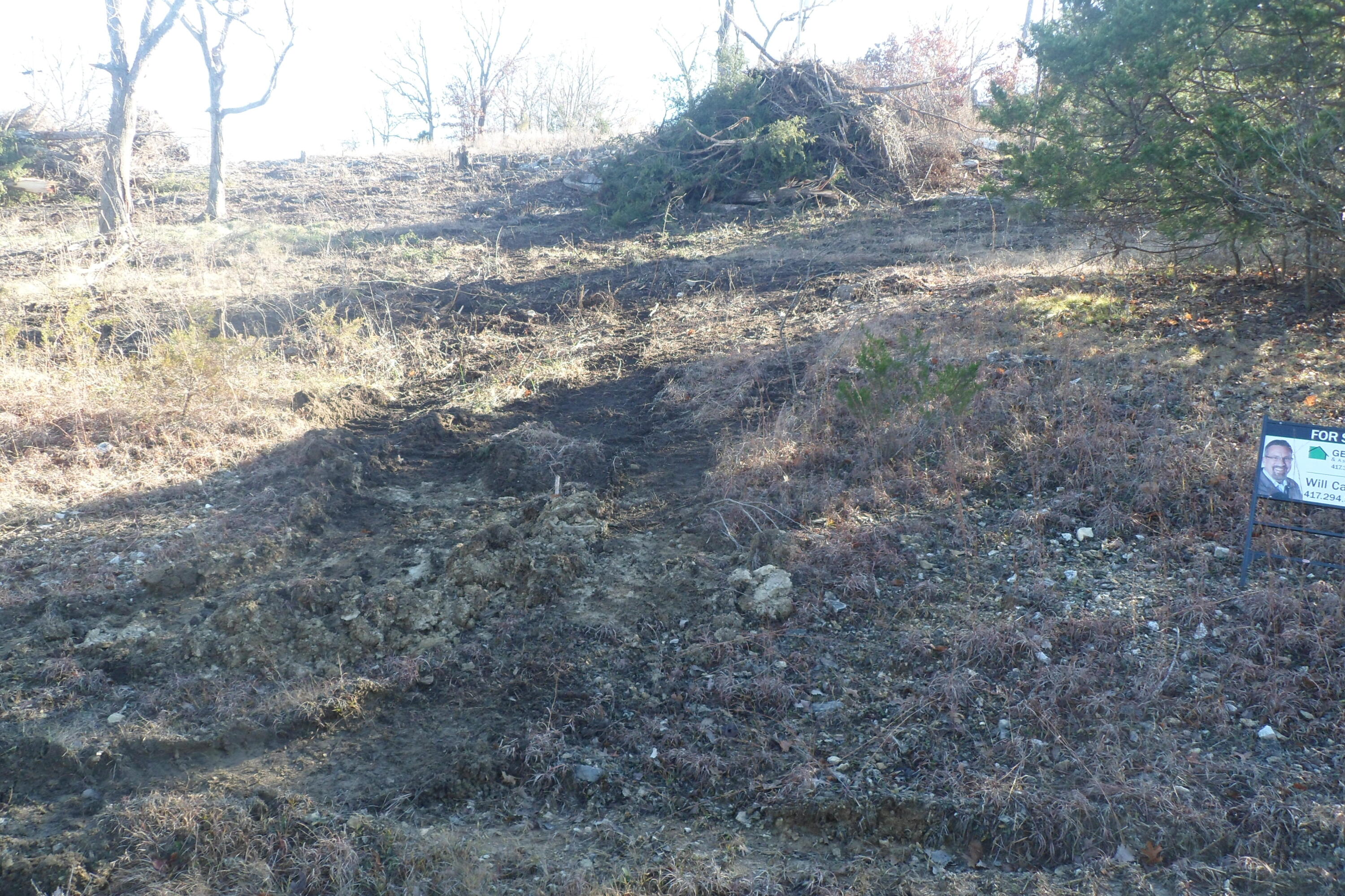 000 Cow Creek Road Property Photo 3