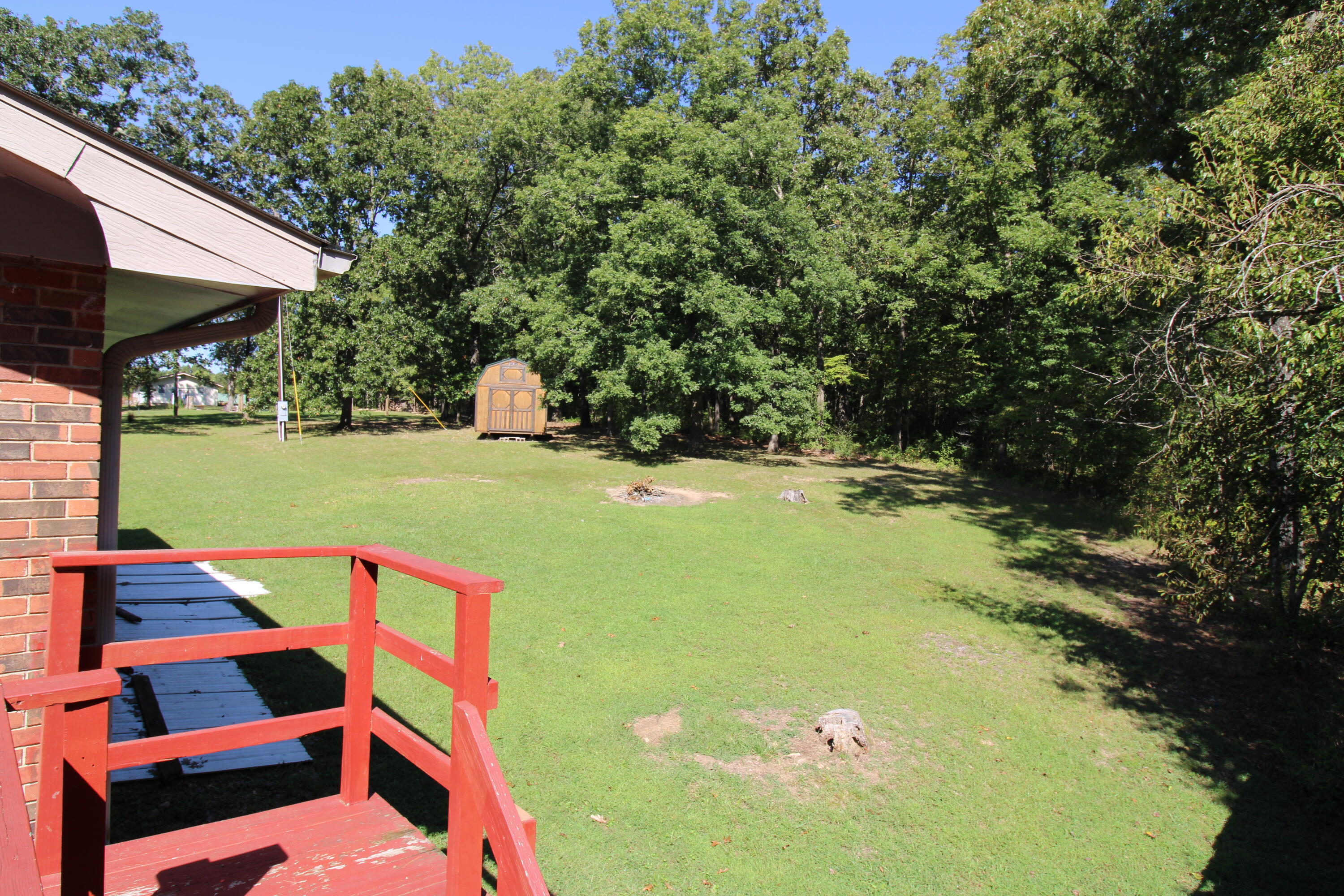 16433 Forrest Drive Property Photo 28