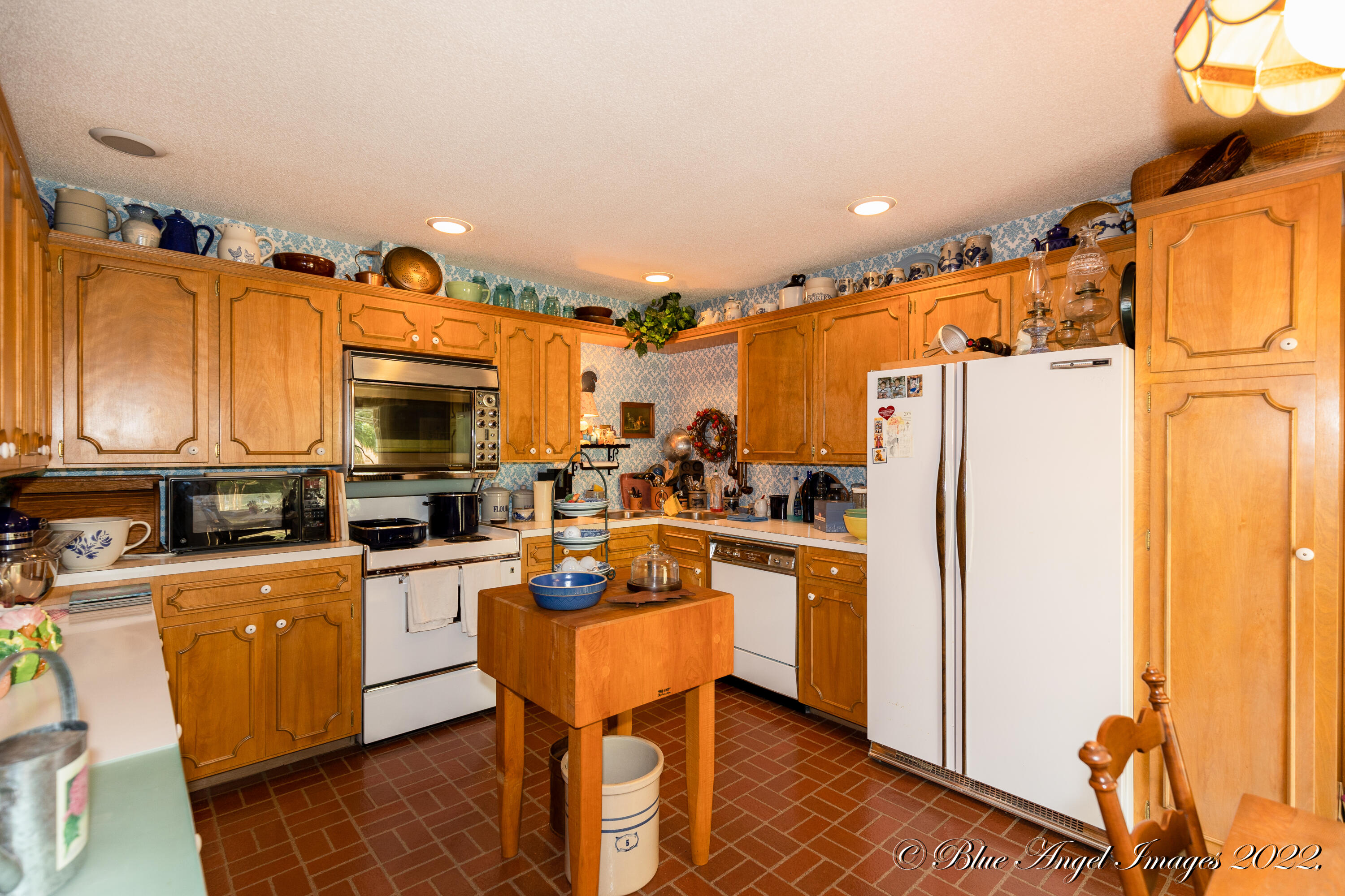 1326 West Broadway Street Property Photo 29