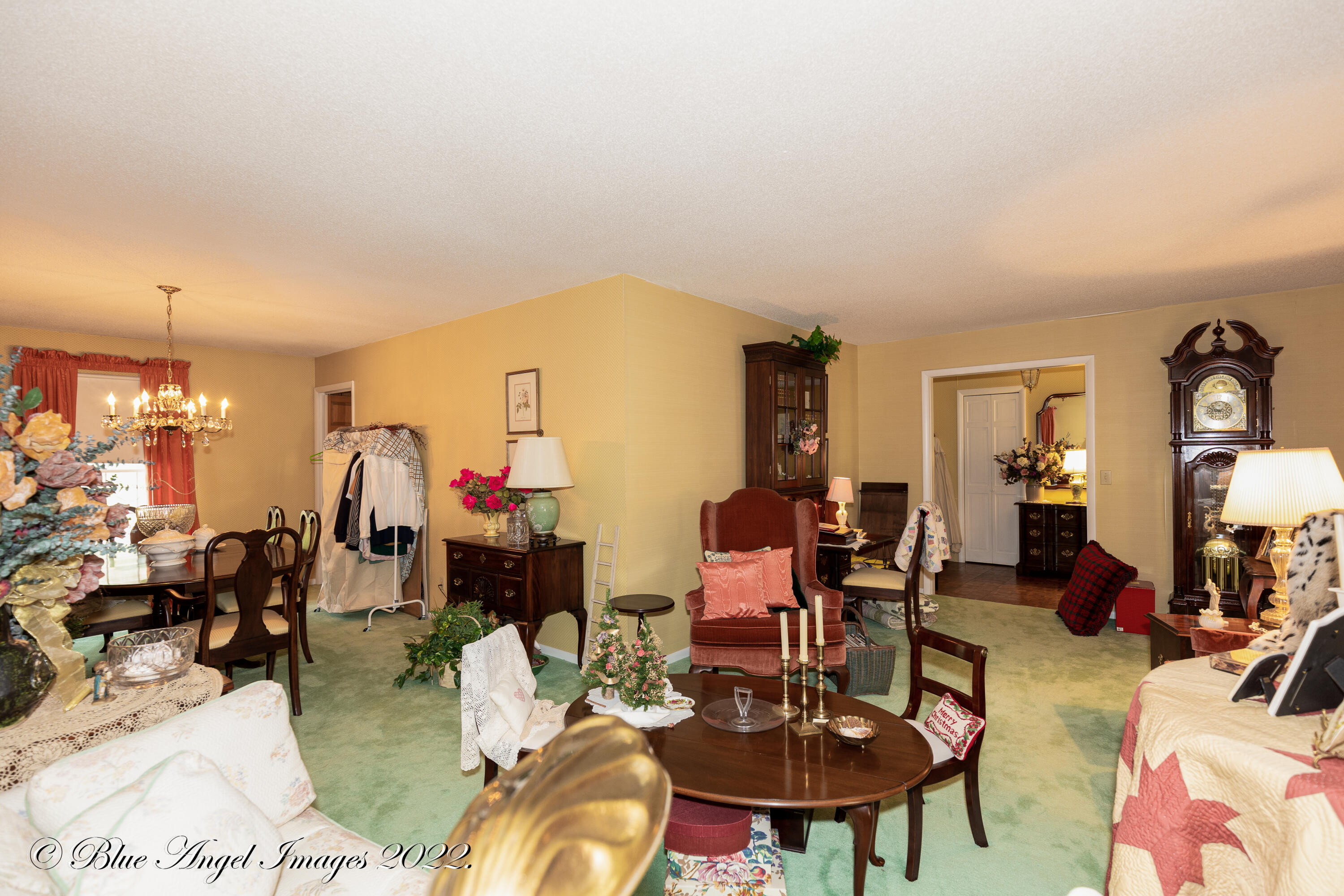 1326 West Broadway Street Property Photo 33