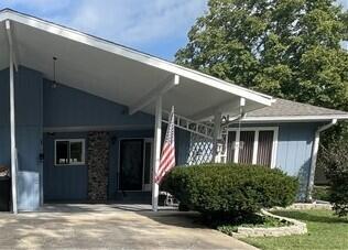 5 Oak Court Property Photo 1