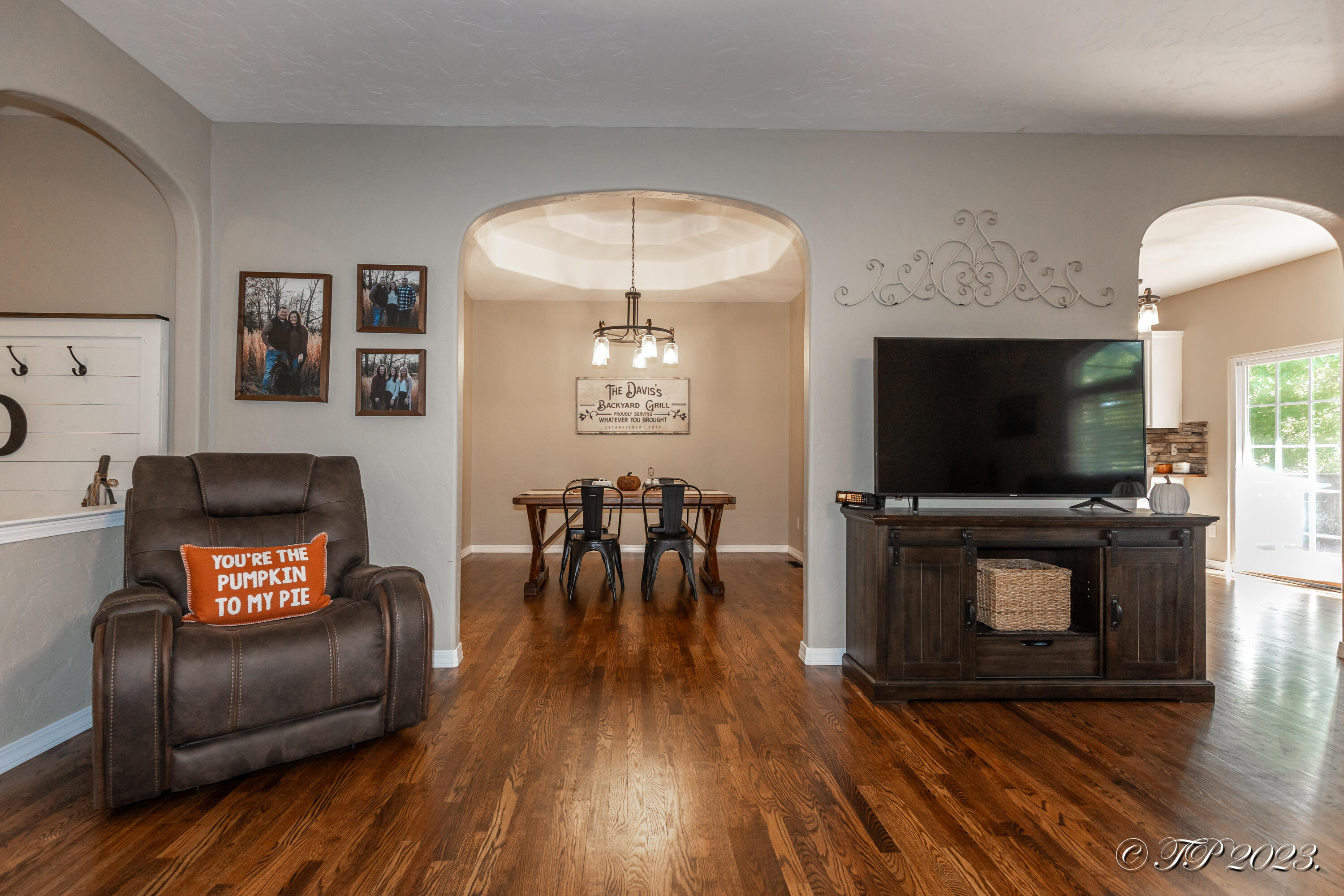 408 Remington Drive Property Photo 10