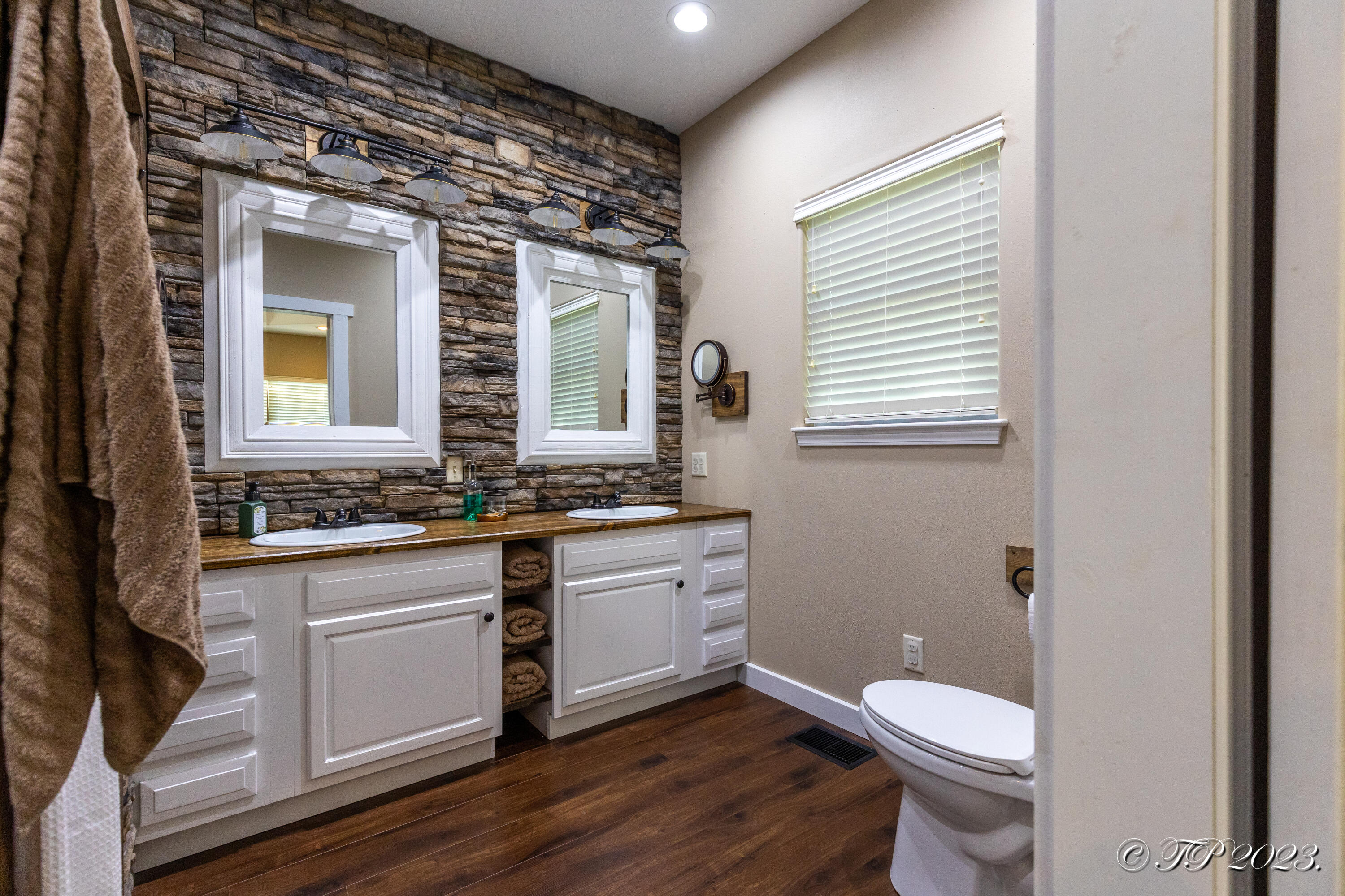 408 Remington Drive Property Photo 29