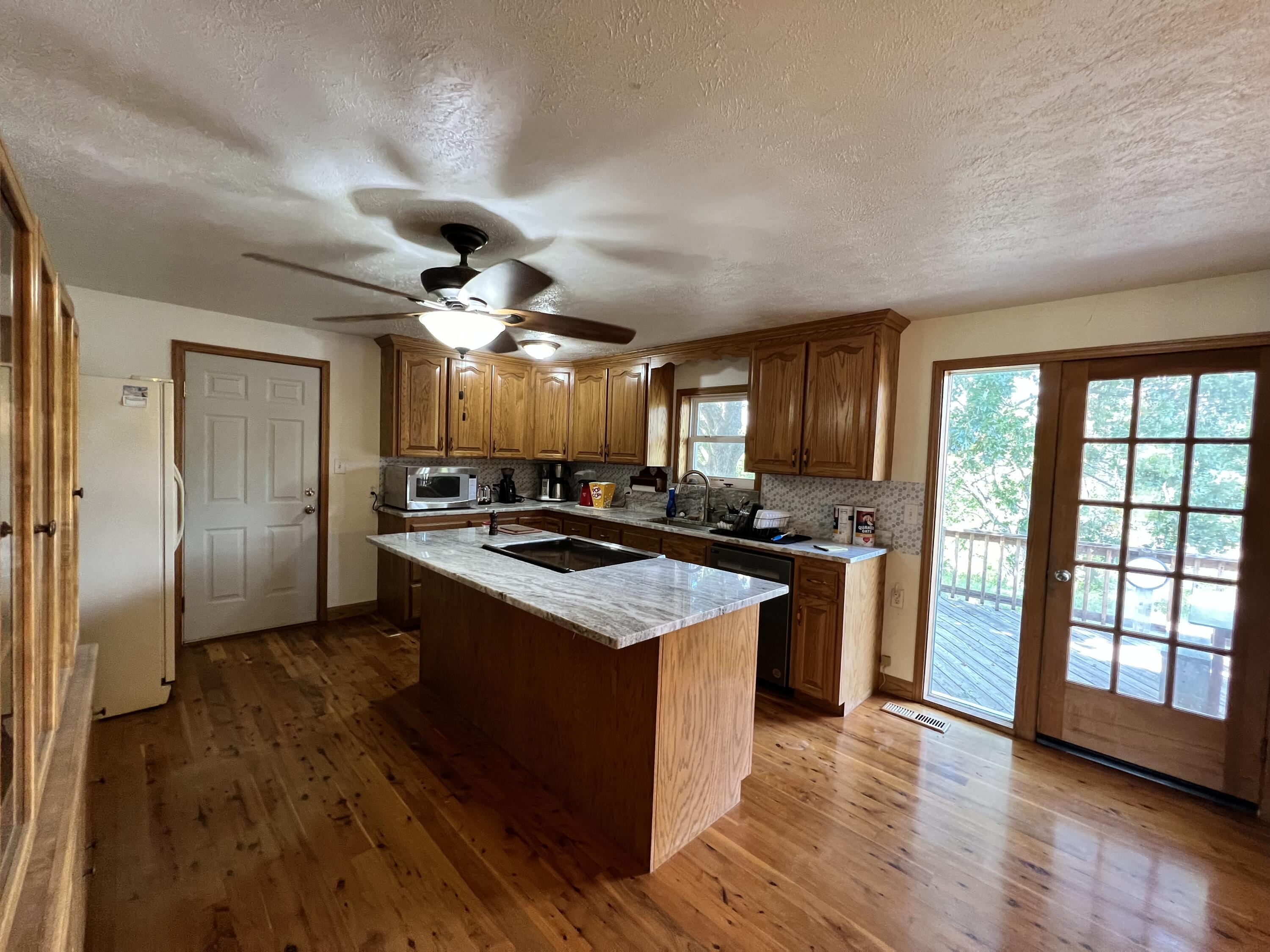 1676 Moonlight Road Property Photo 5