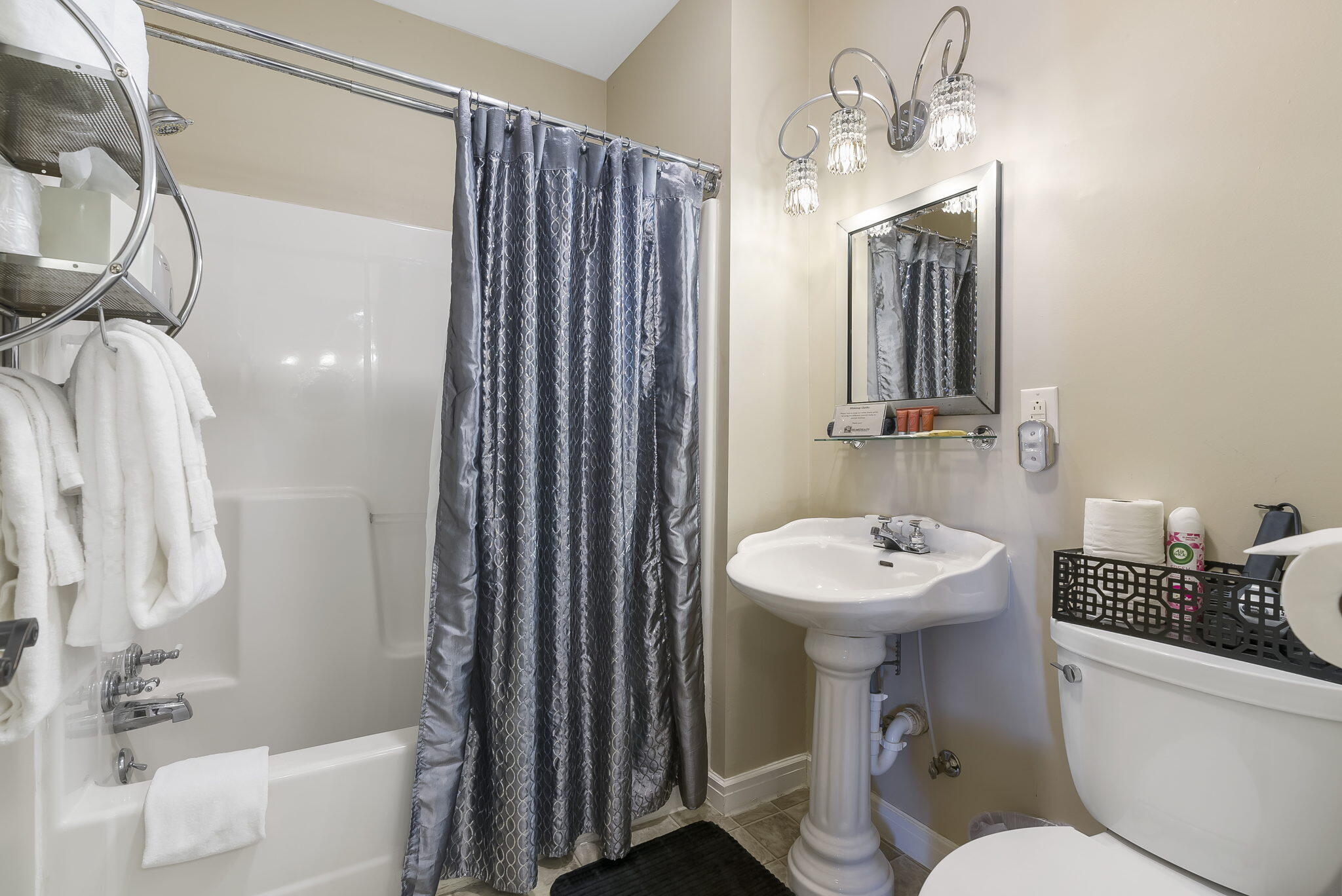 212 & 214 West Main Street Property Photo 62