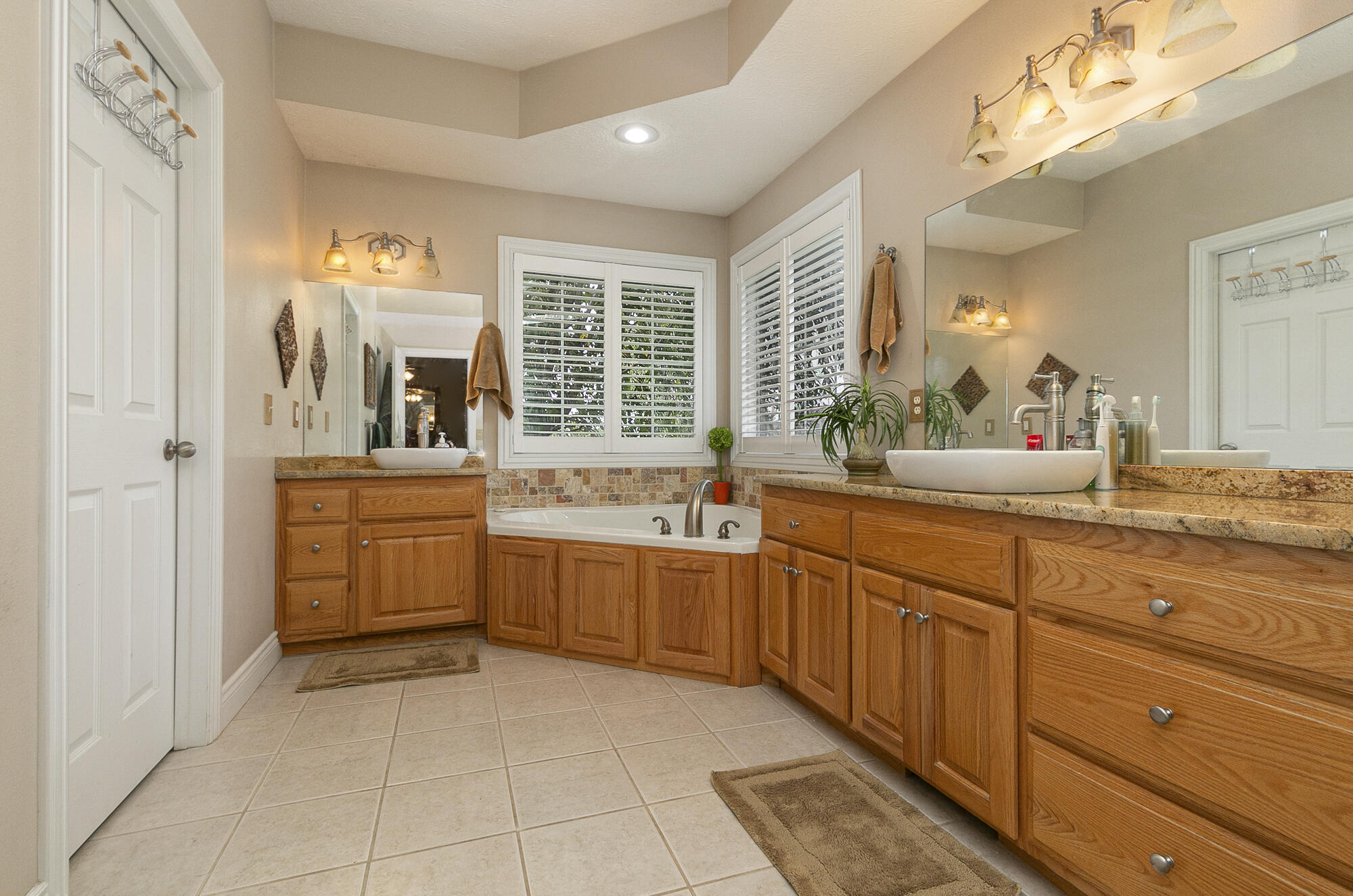 605 Meadowgate Drive Property Photo 19