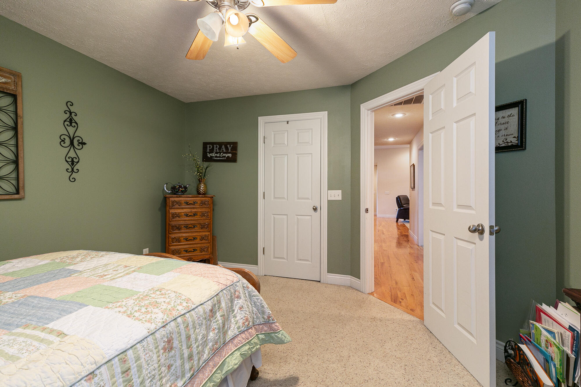 605 Meadowgate Drive Property Photo 24