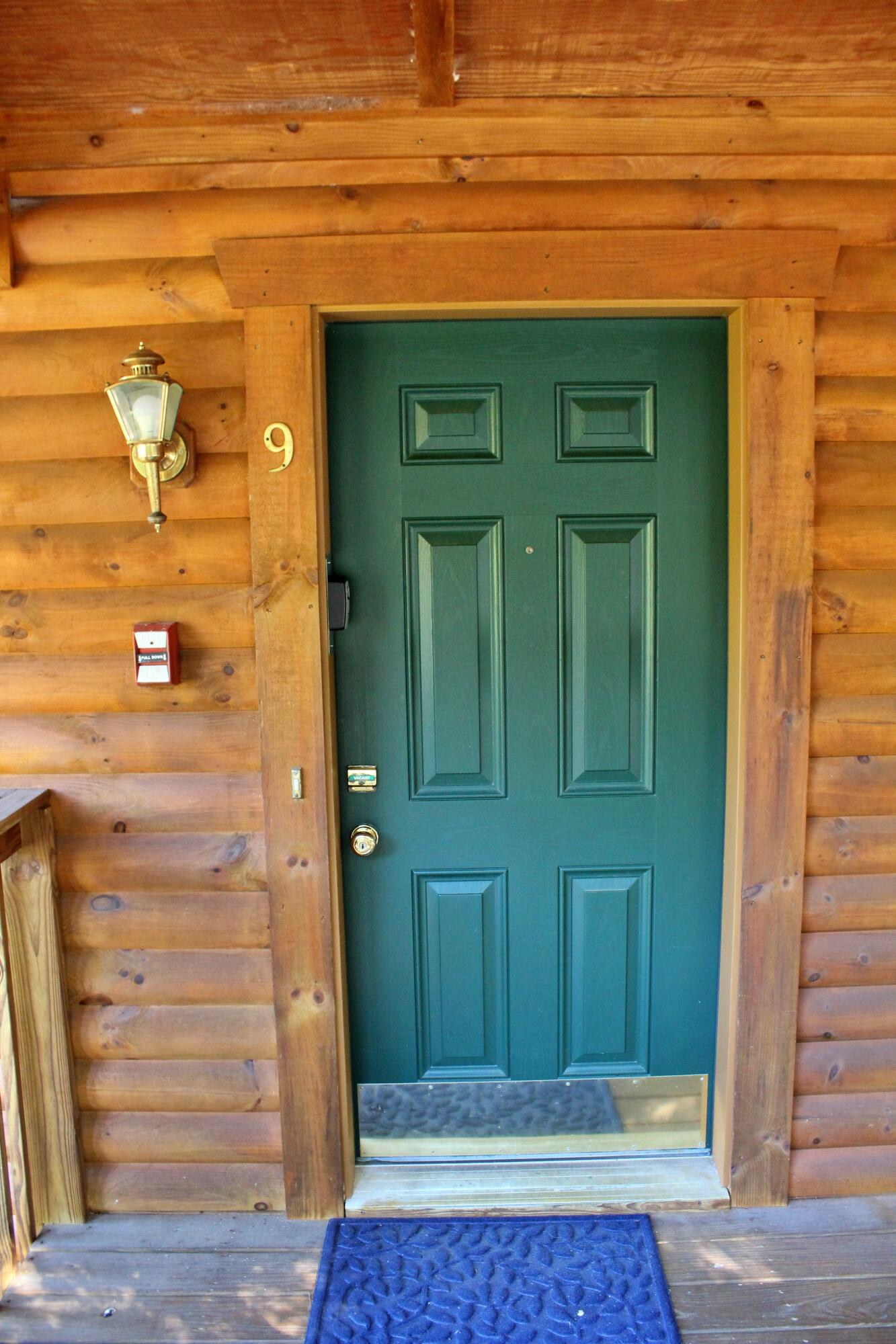 160 Village Trail Property Photo 3