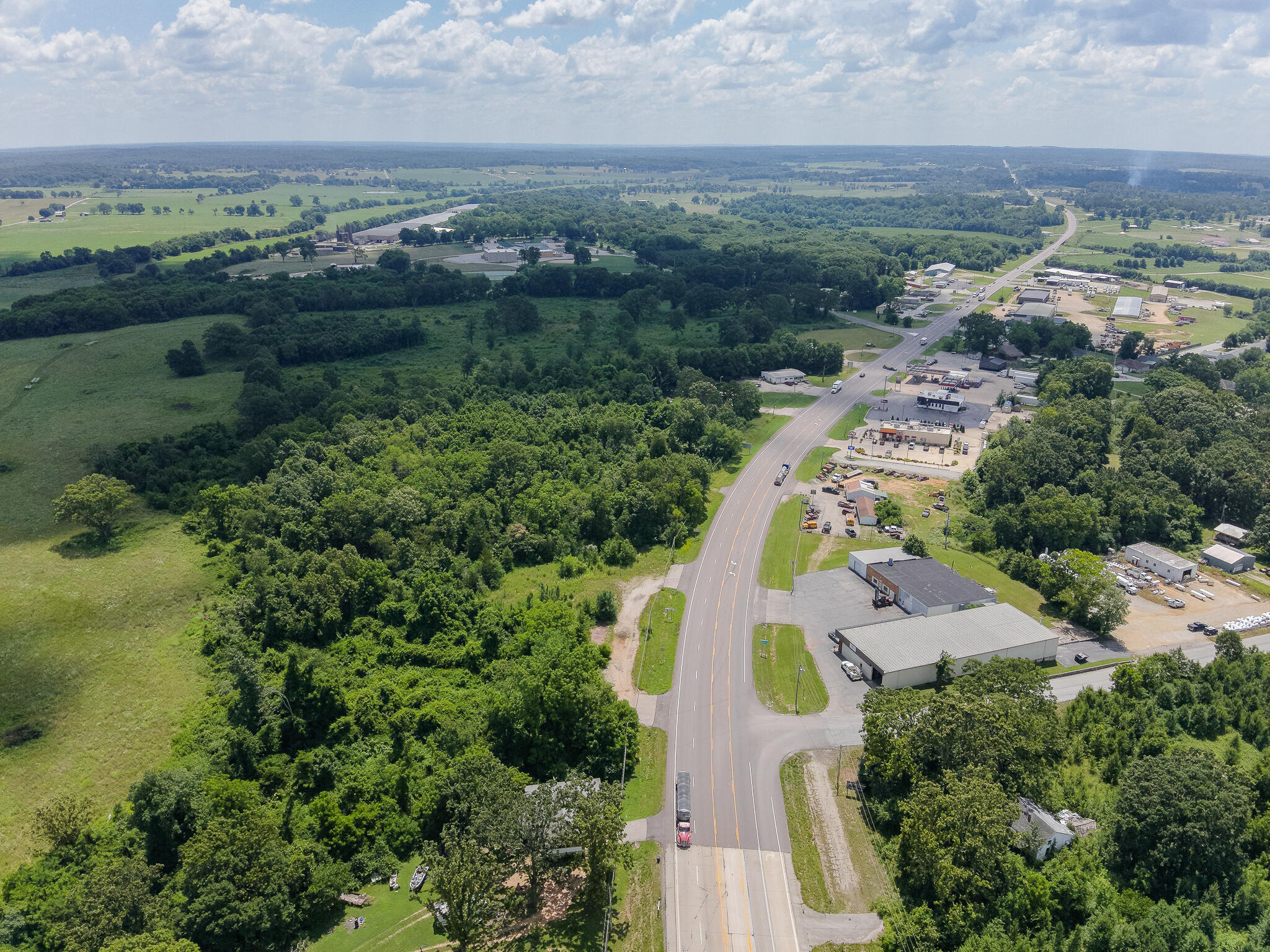 1604 South Us Highway 63 Property Photo 5