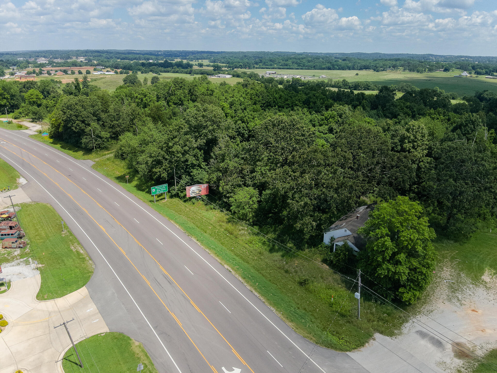 1604 South Us Highway 63 Property Photo 7