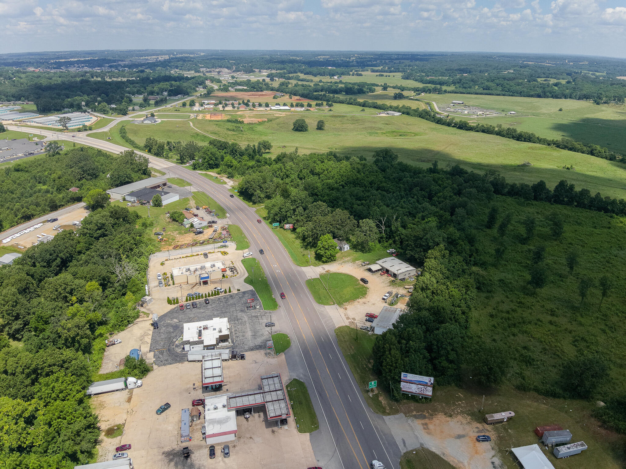 1604 South Us Highway 63 Property Photo 10