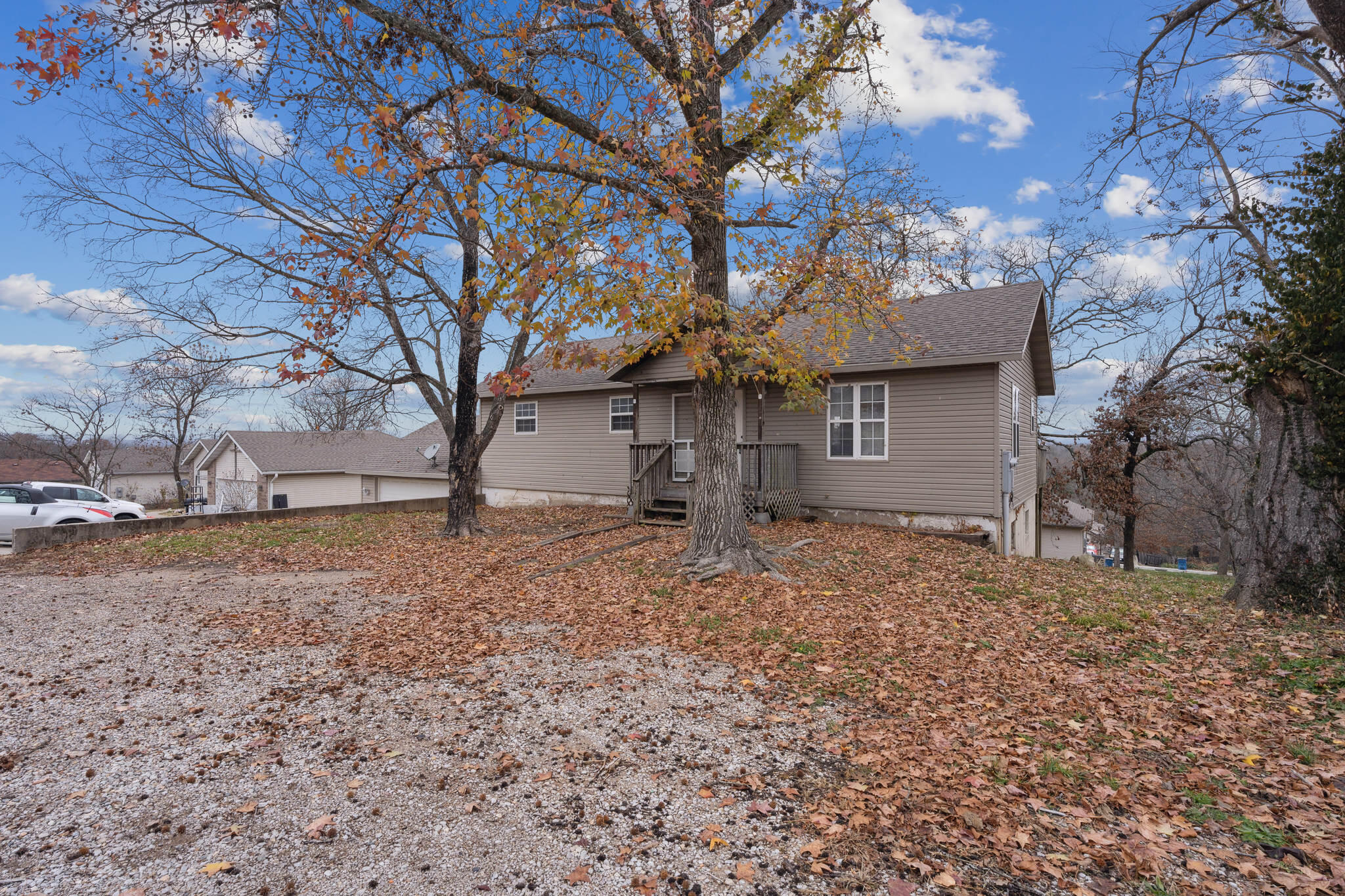 41 Clear Cove Drive Property Photo 2
