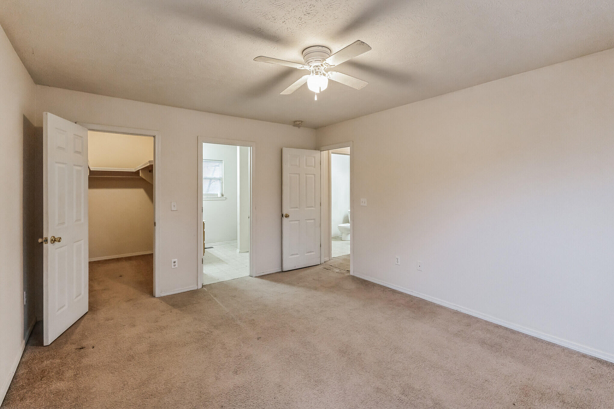 41 Clear Cove Drive Property Photo 11