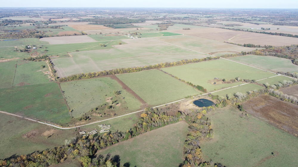000 South 925 Road Property Photo 8