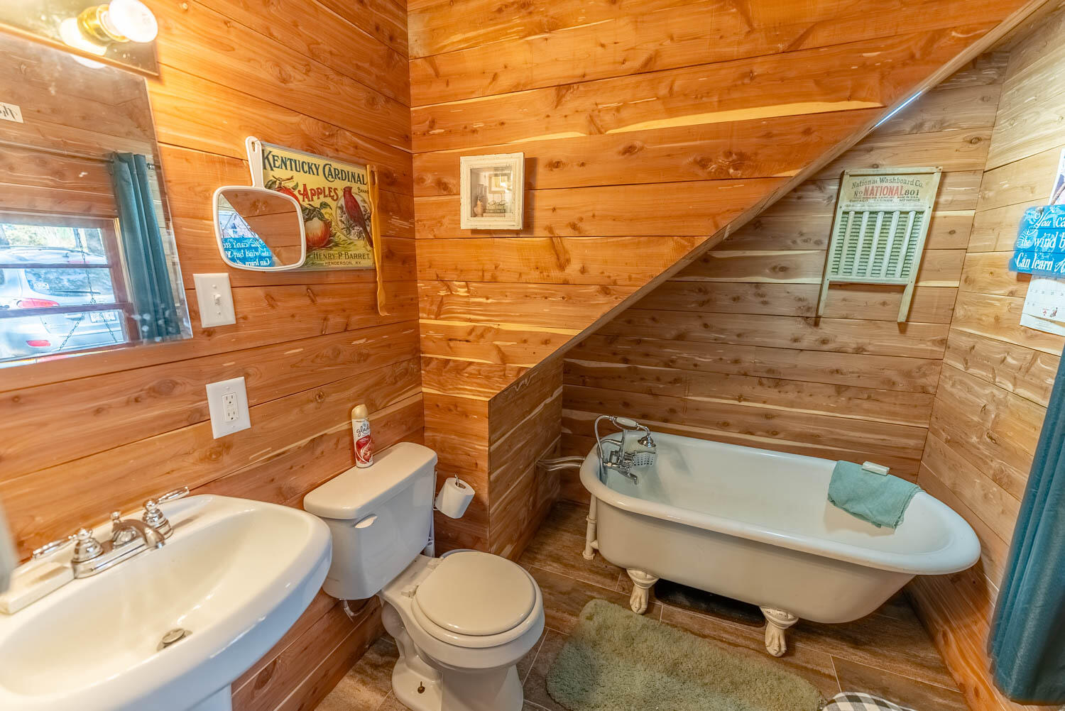 403 County Road 103 Property Photo 12