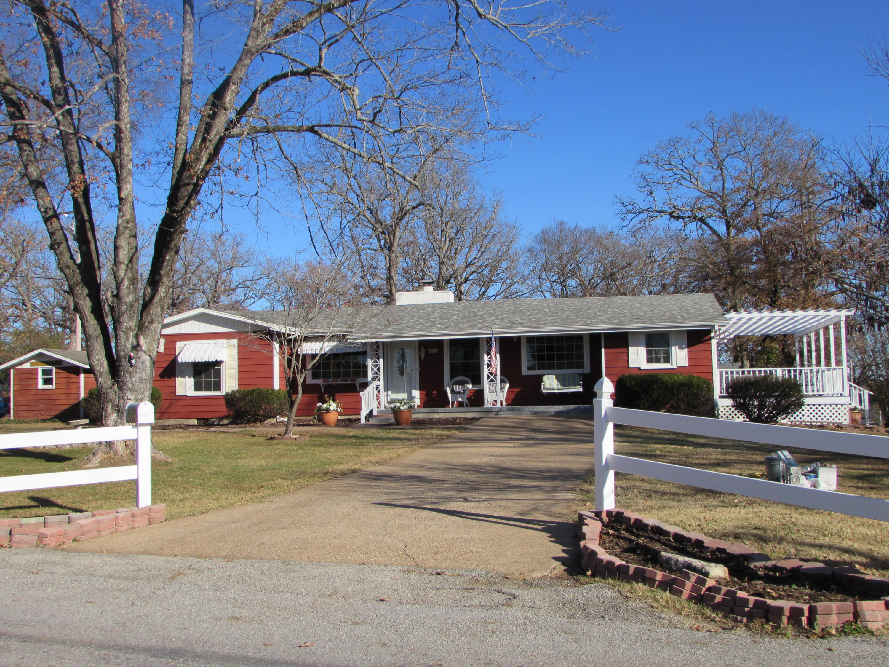 118 Allaman Ave Property Photo