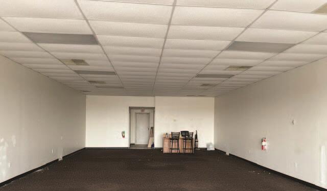 165 Southtowne Boulevard Ste D Property Photo 6