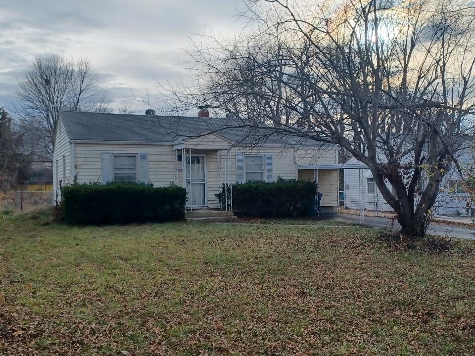 1836 East Elm Street Property Photo 1